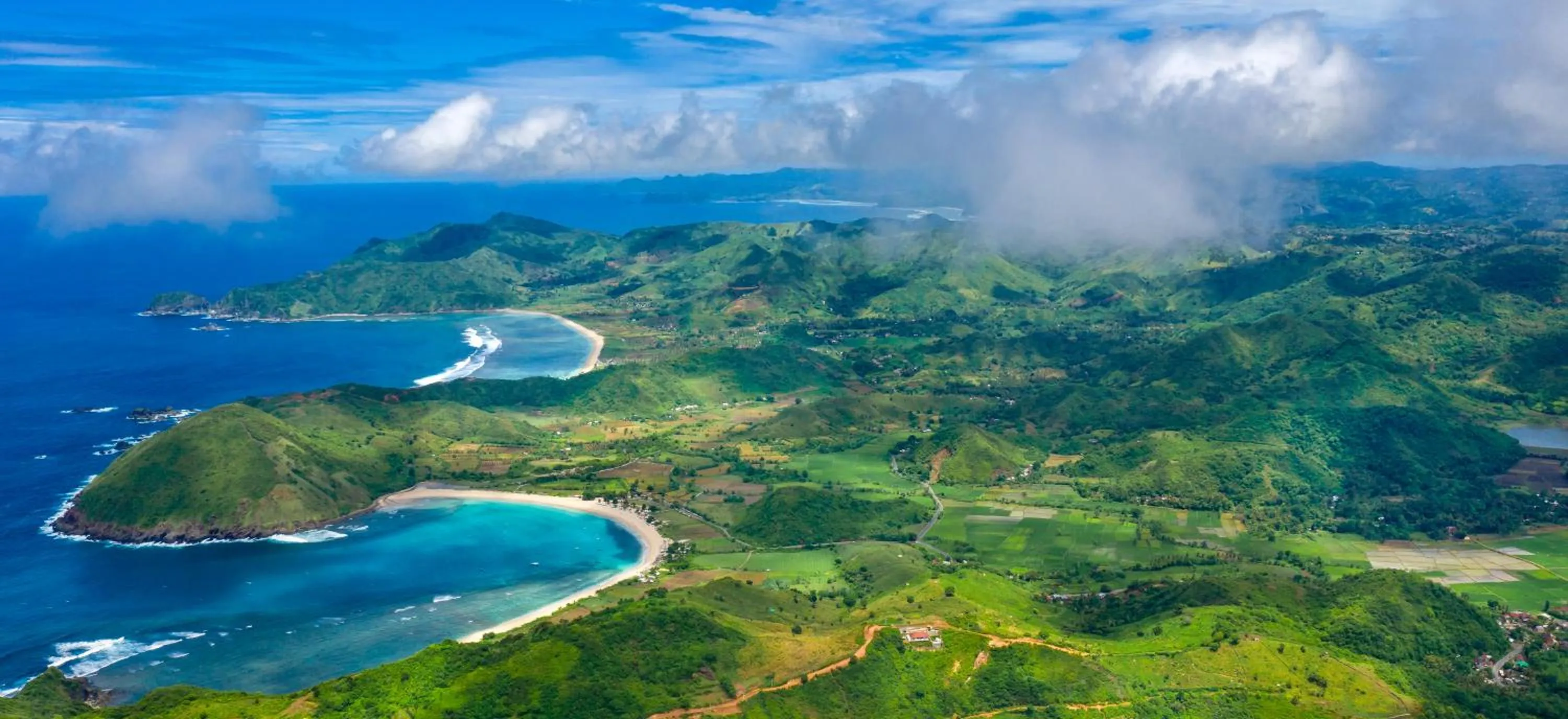 Property building in Villa Atas Pelangi