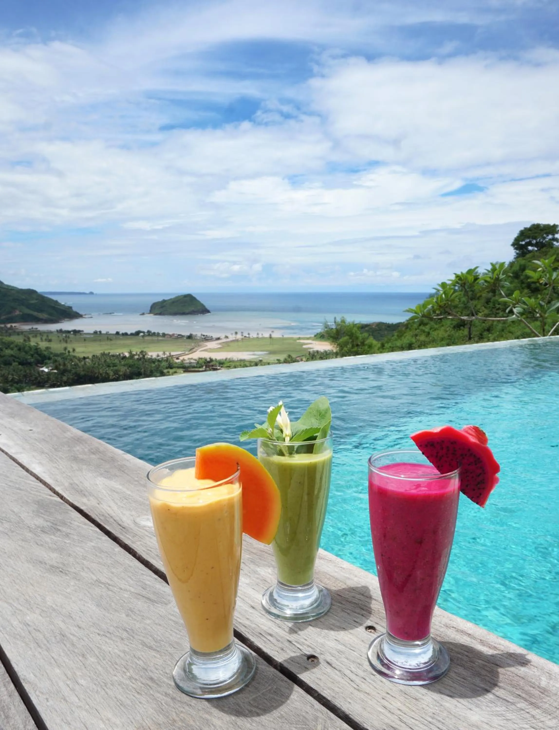 Drinks in Villa Atas Pelangi