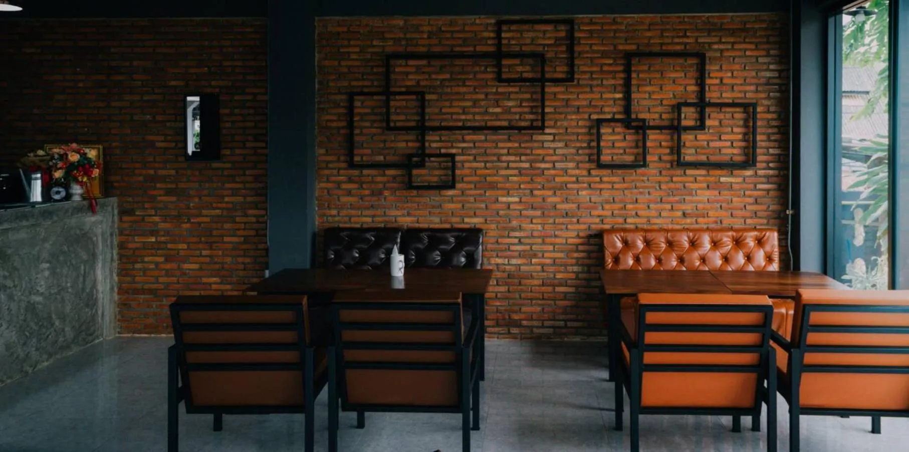 Restaurant/places to eat in Midtown Sukhothai