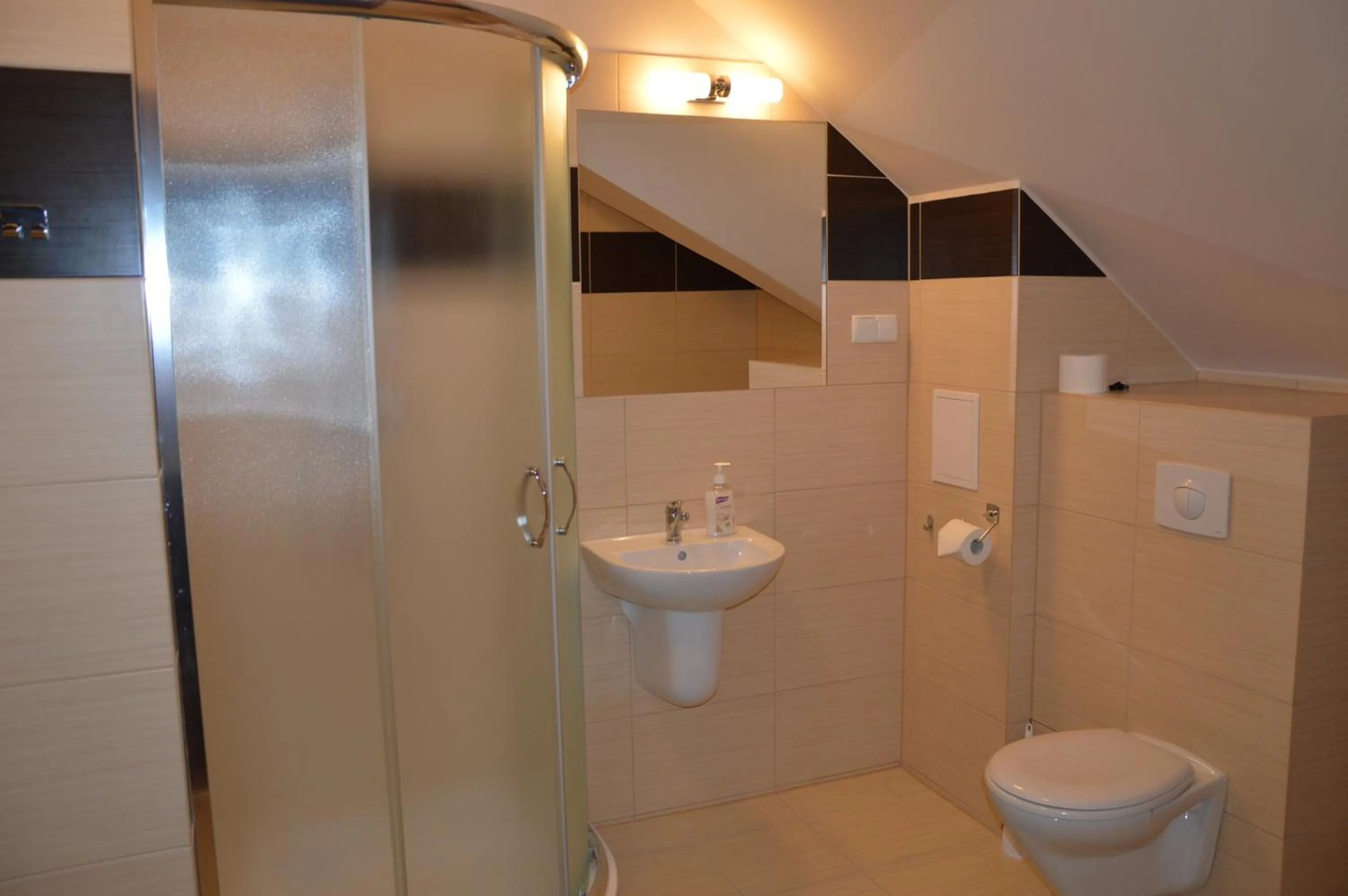 Shower in Pokoje Gościnne Centrum Kultury Prawosławnej