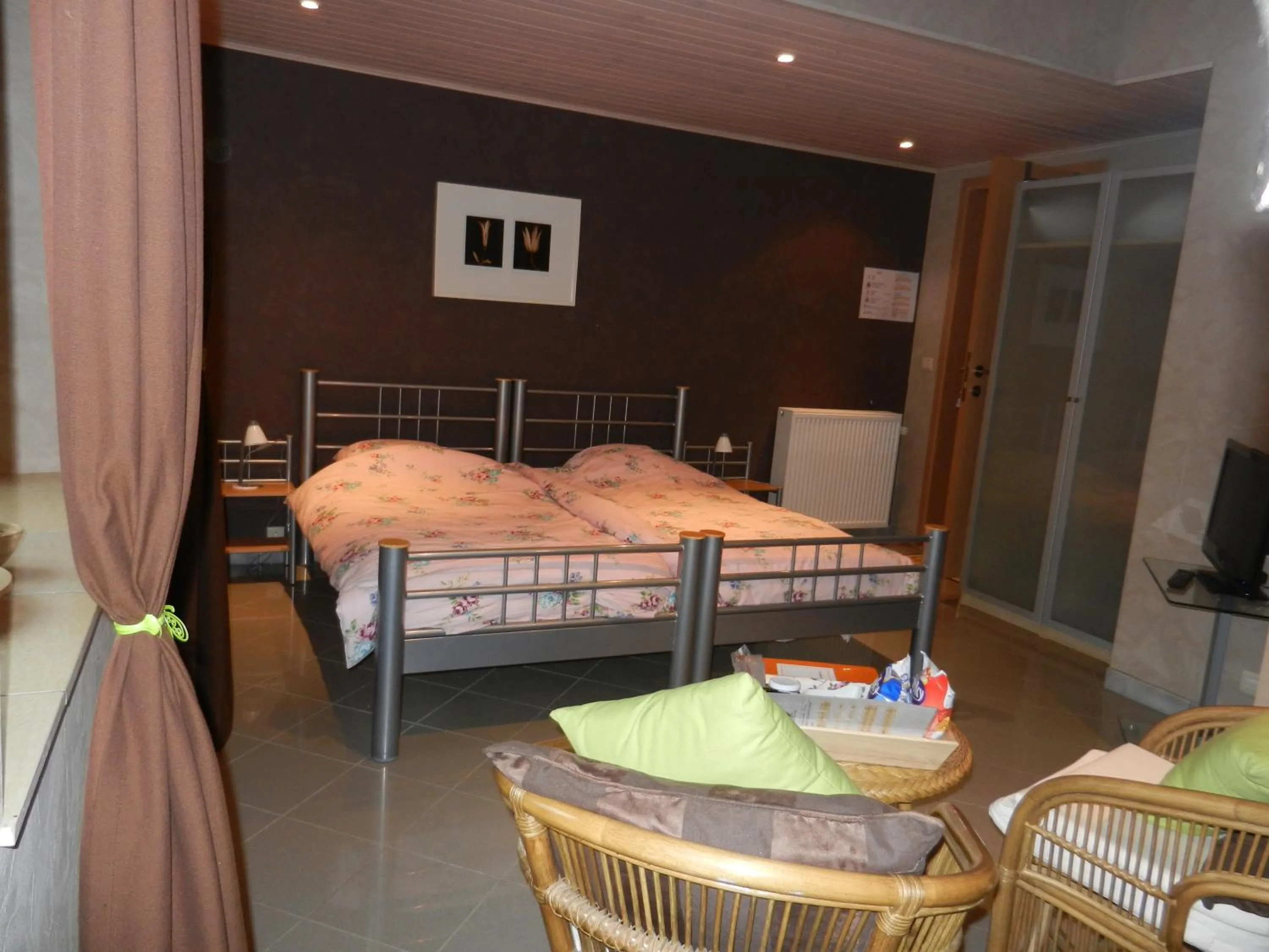 Bedroom, Bed in B&B Le 'Ti 'Bou de Refuge