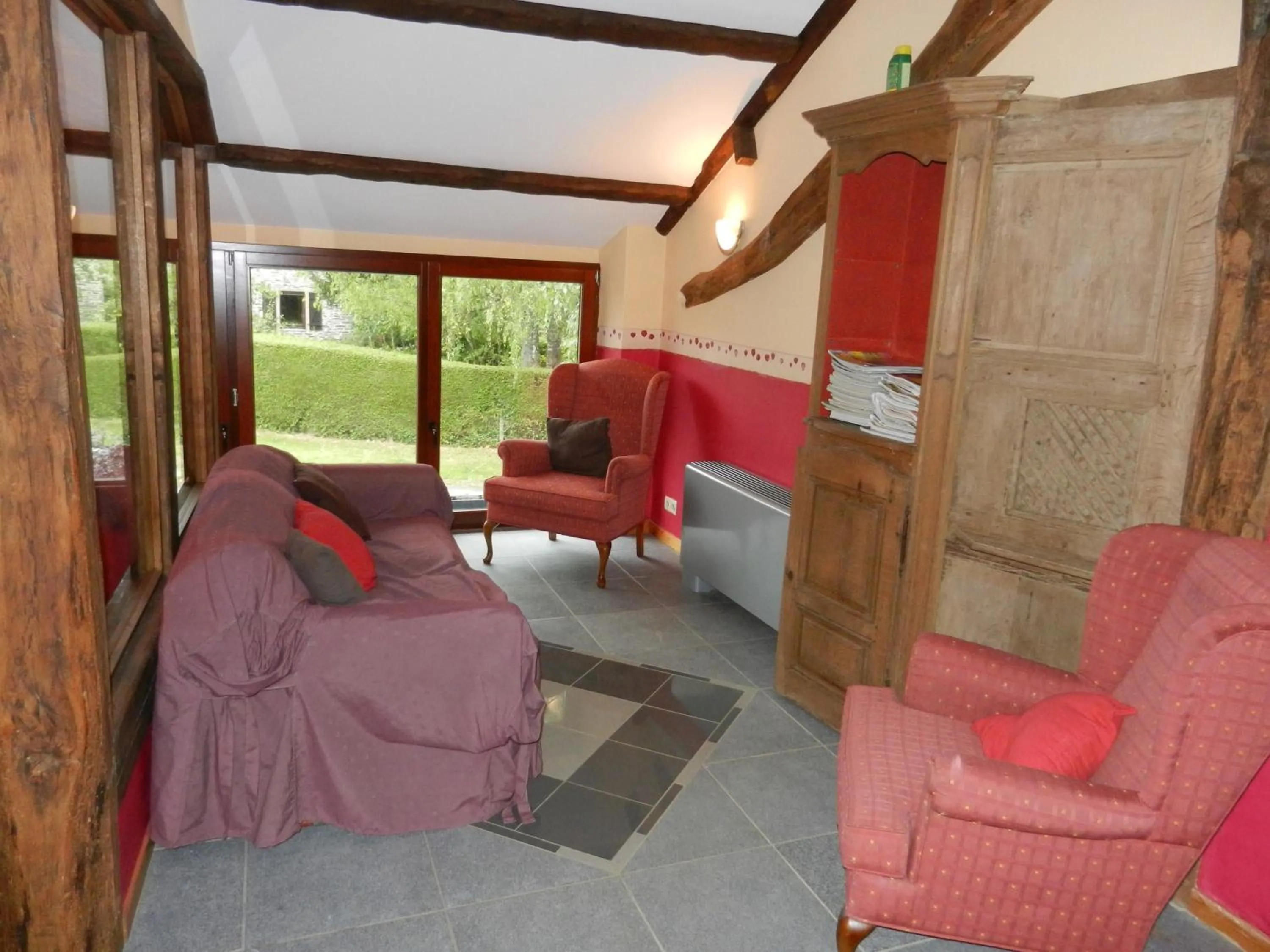 Seating area in B&B Le 'Ti 'Bou de Refuge