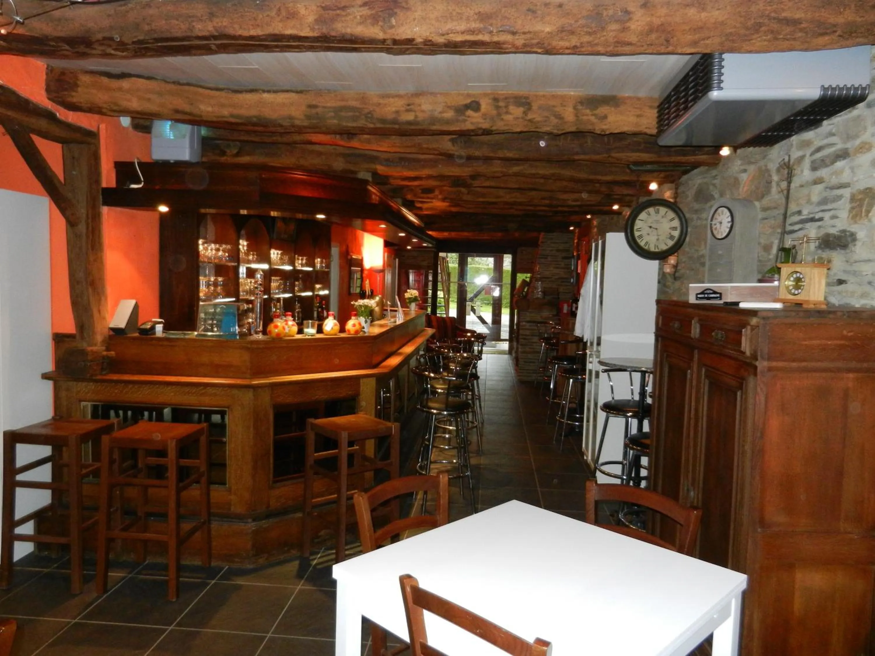 Lounge or bar in B&B Le 'Ti 'Bou de Refuge