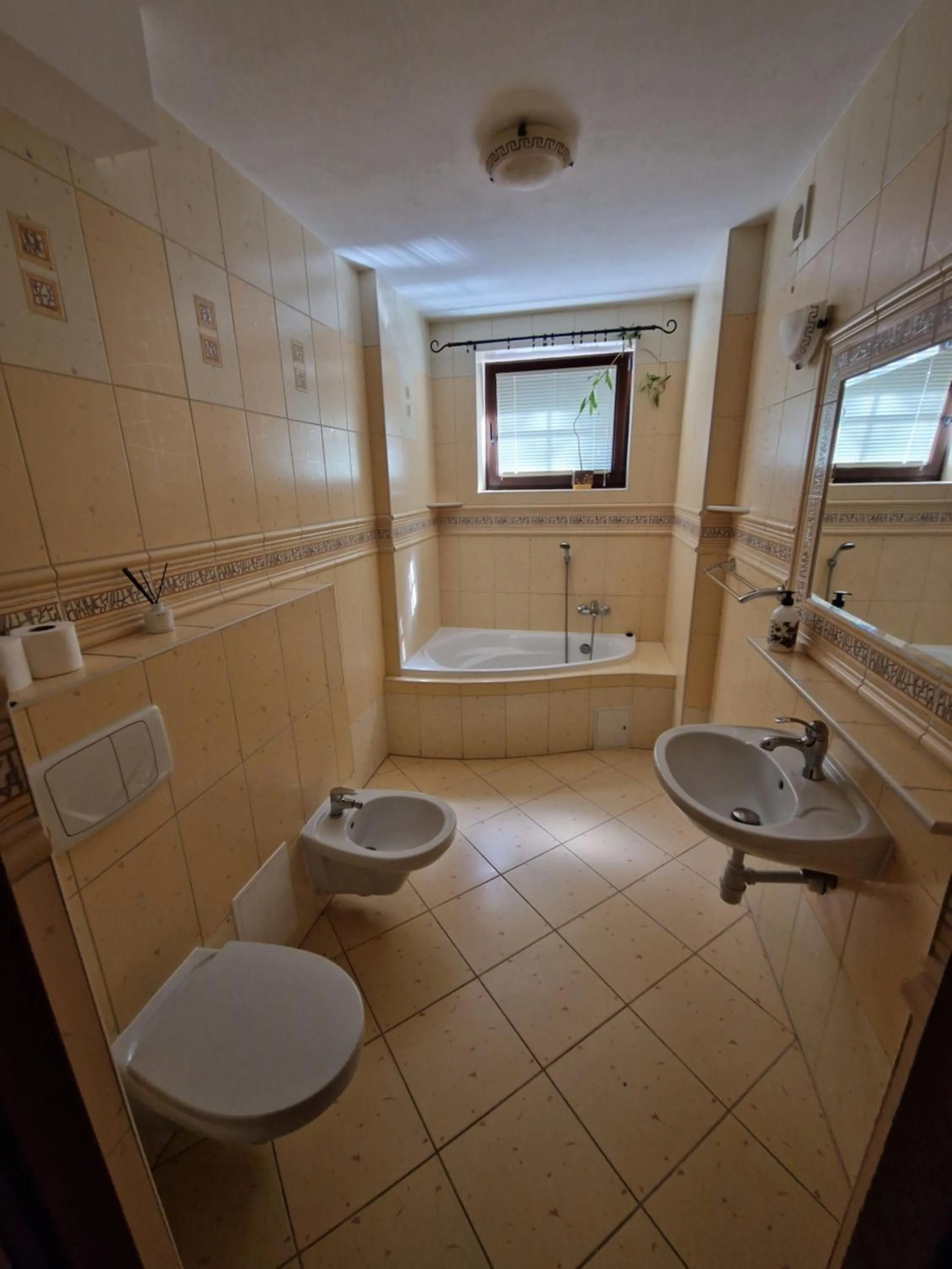 Willa Pod Basztą Restauracja&Wellness