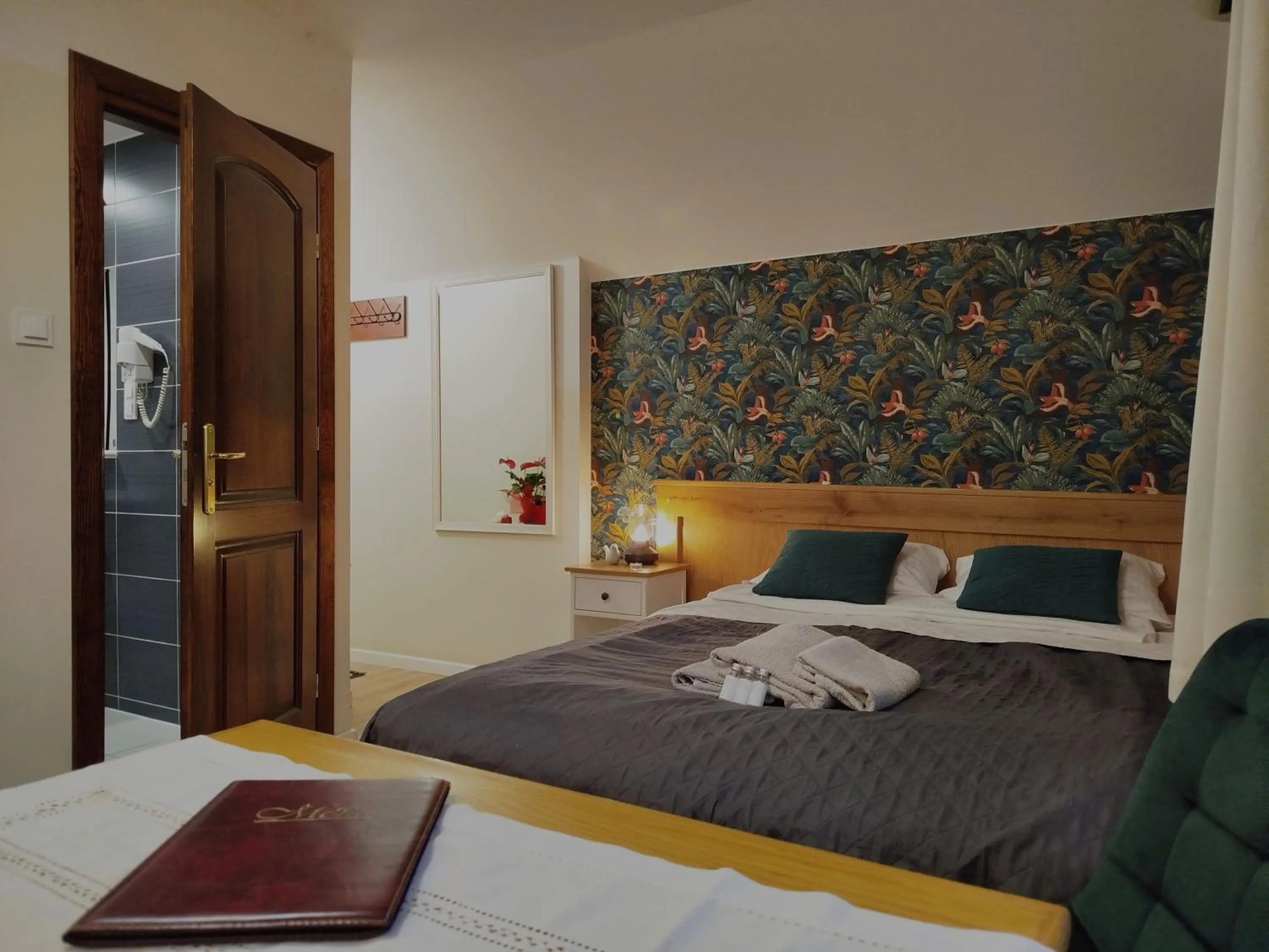 Bed in Willa Pod Basztą Restauracja&Wellness