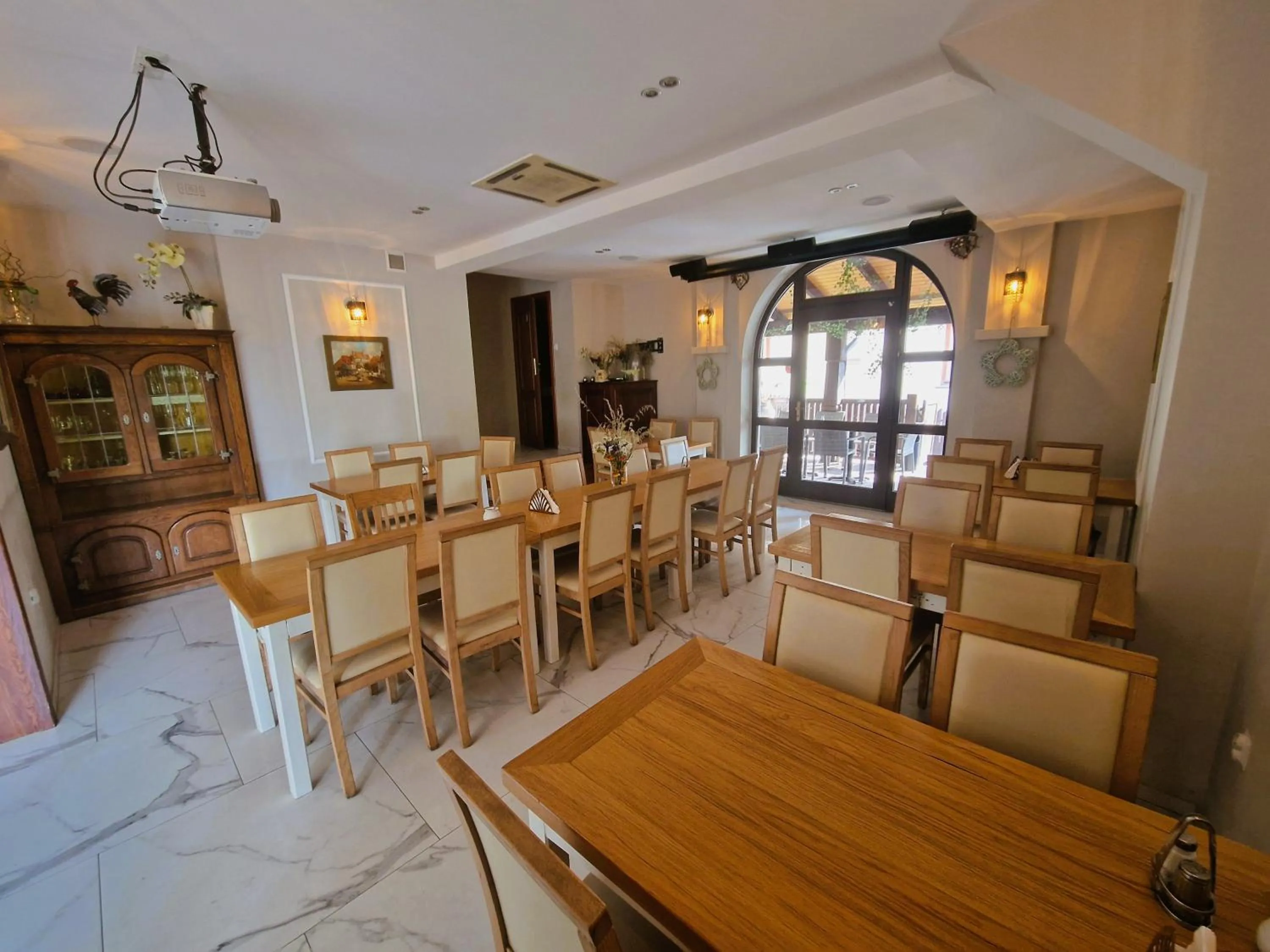 Restaurant/places to eat in Willa Pod Basztą Restauracja&Wellness