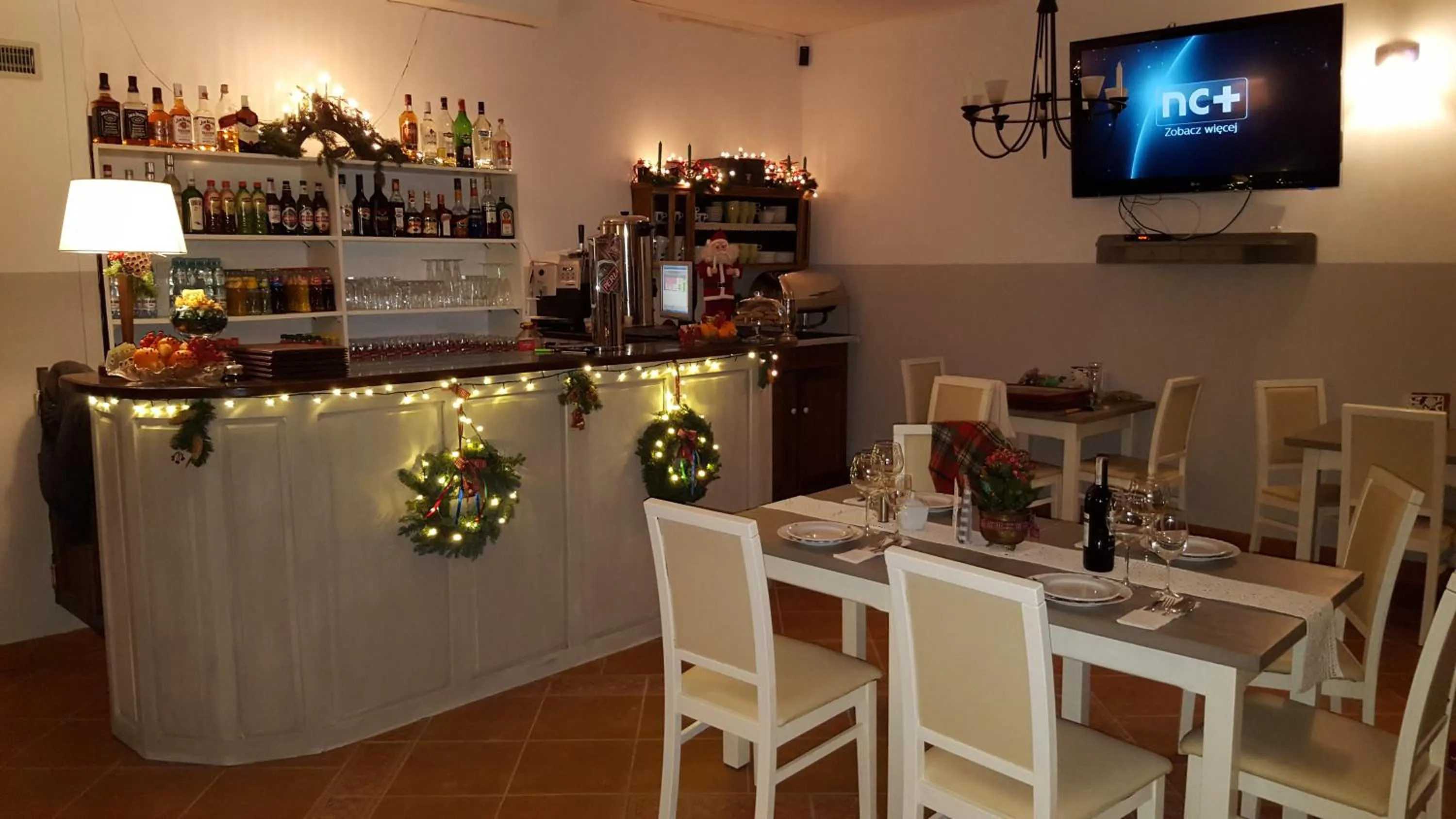 Restaurant/places to eat in Willa Pod Basztą Restauracja&Wellness