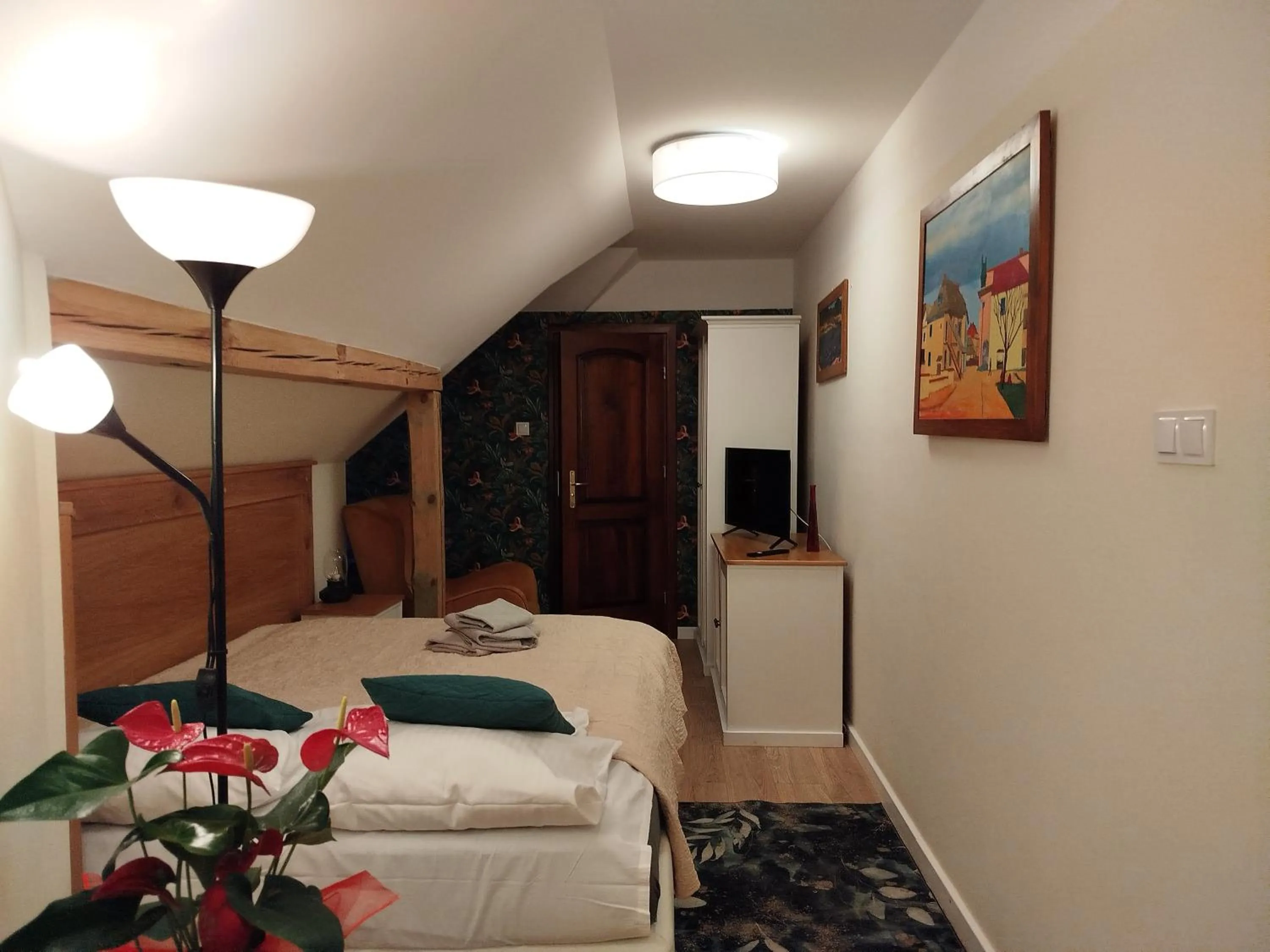 Bed in Willa Pod Basztą Restauracja&Wellness