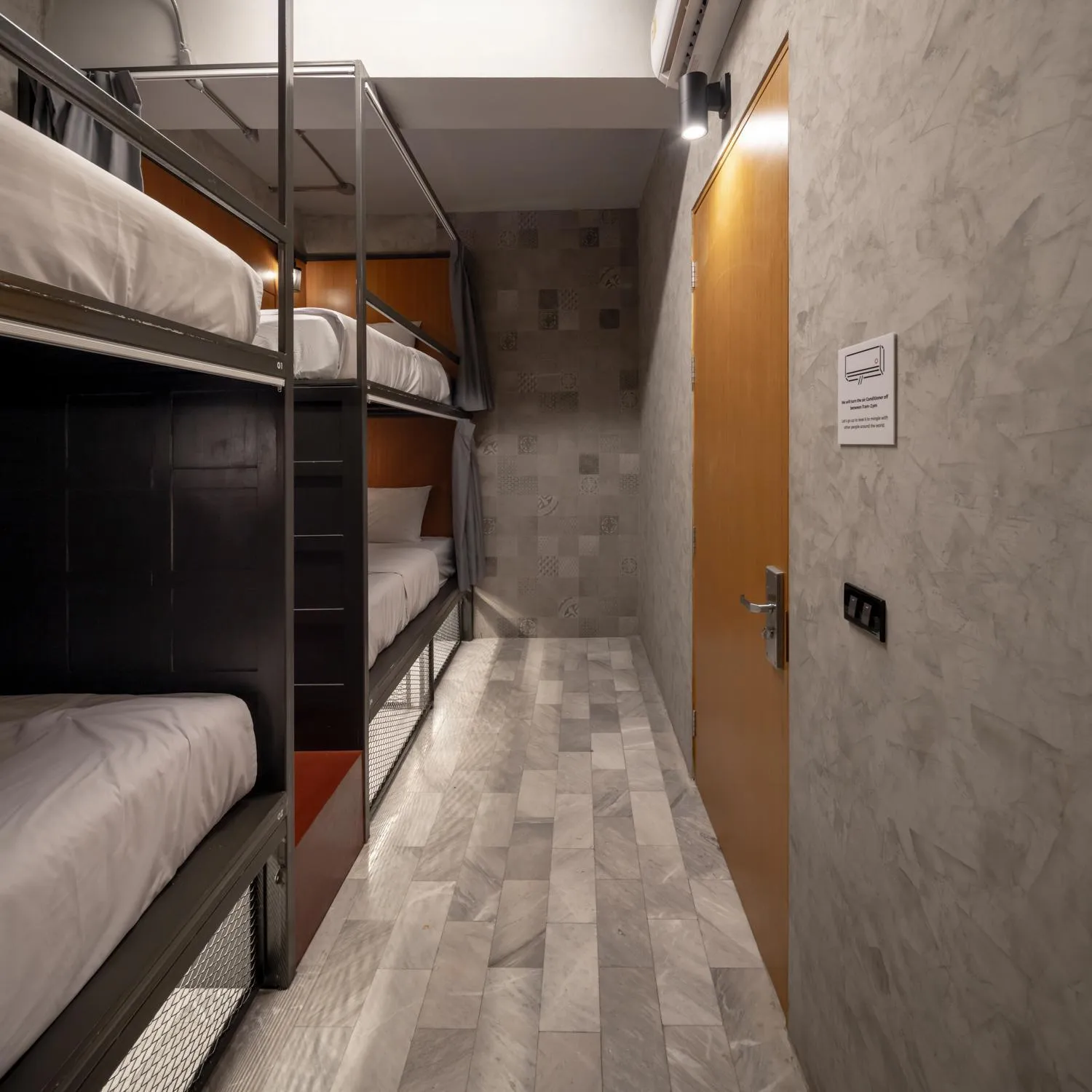 bunk bed, Bed in Luk Hostel