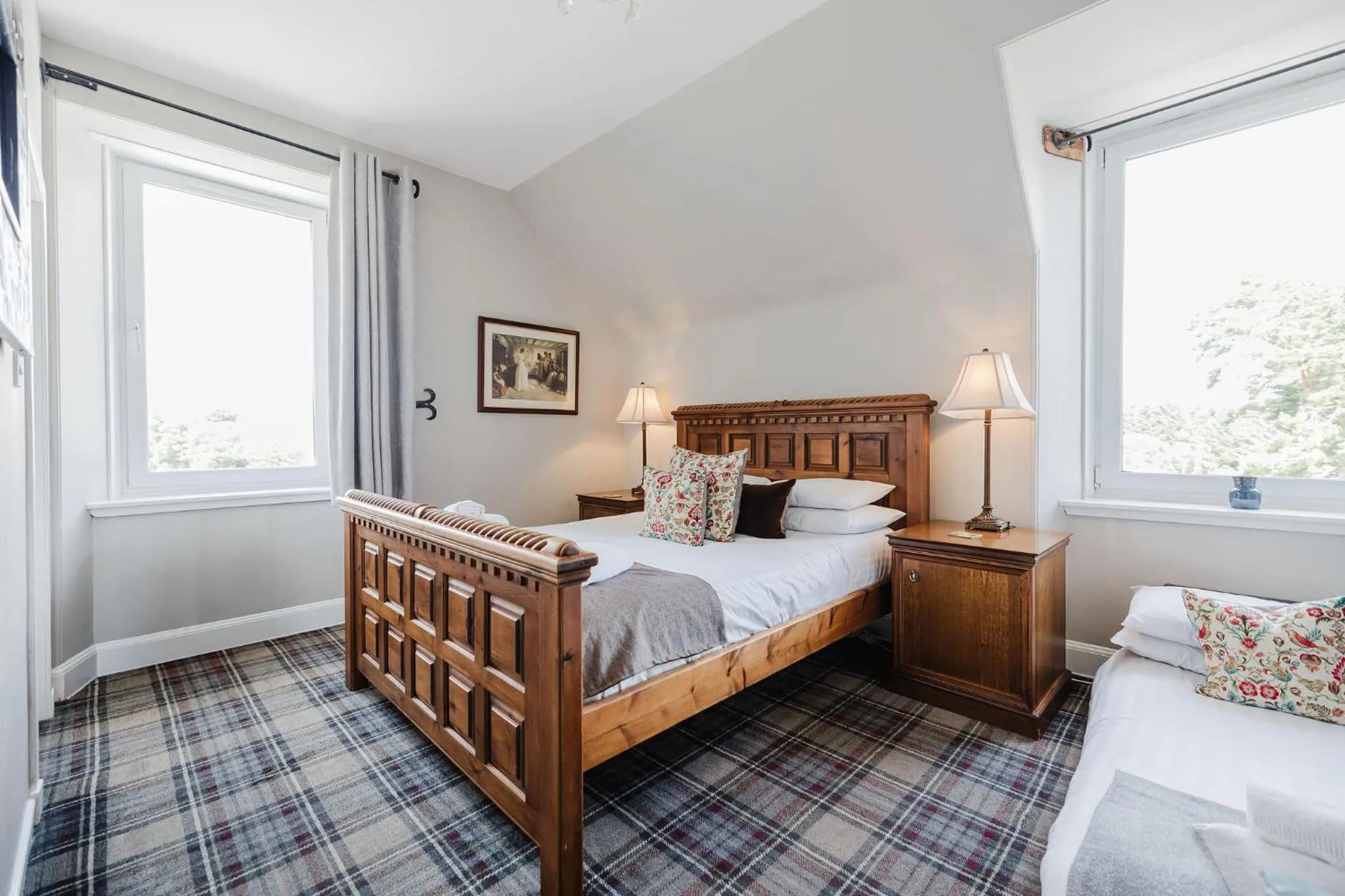 Bedroom, Bed in Whitebridge Hotel