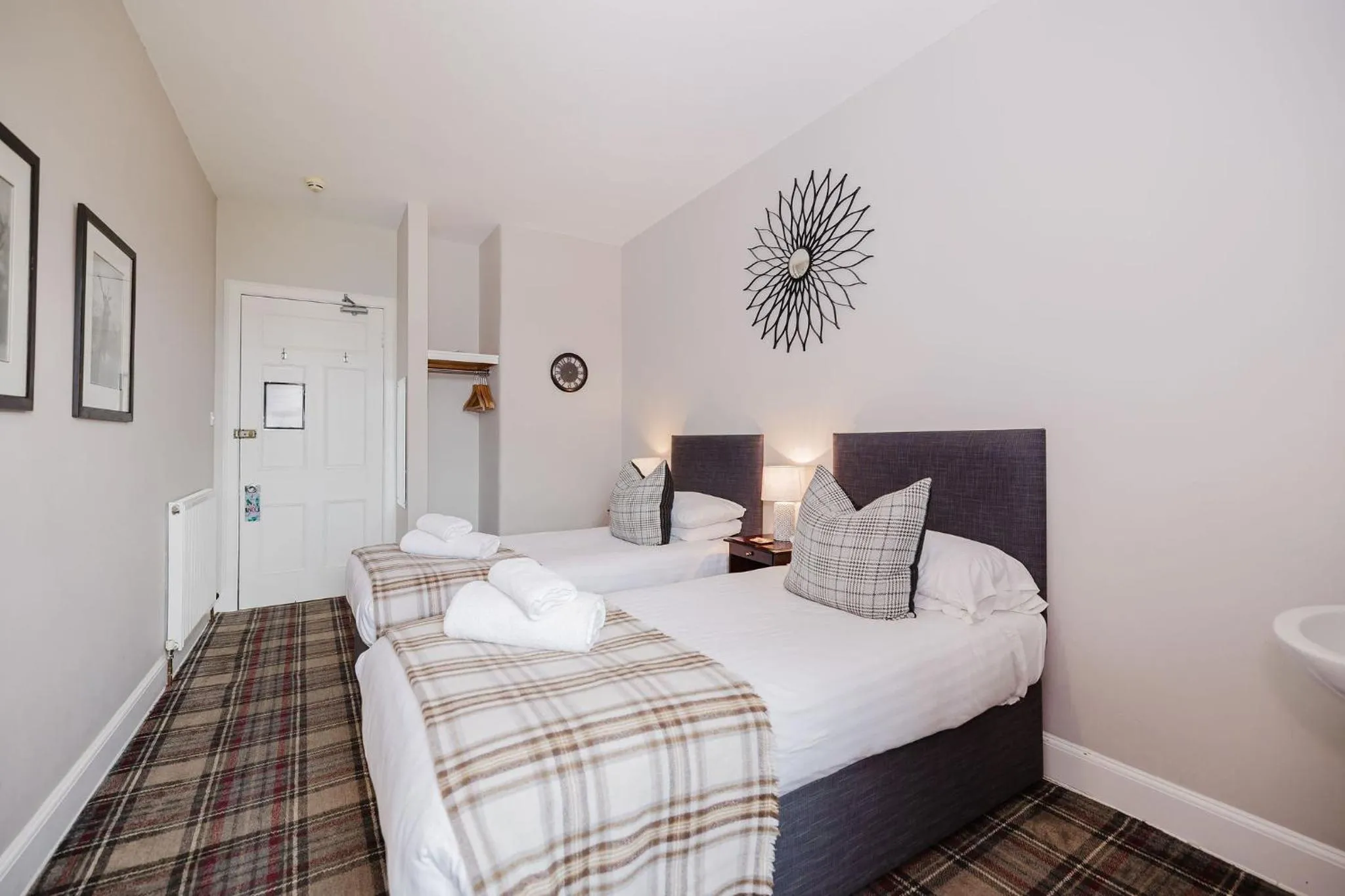 Bed in Whitebridge Hotel