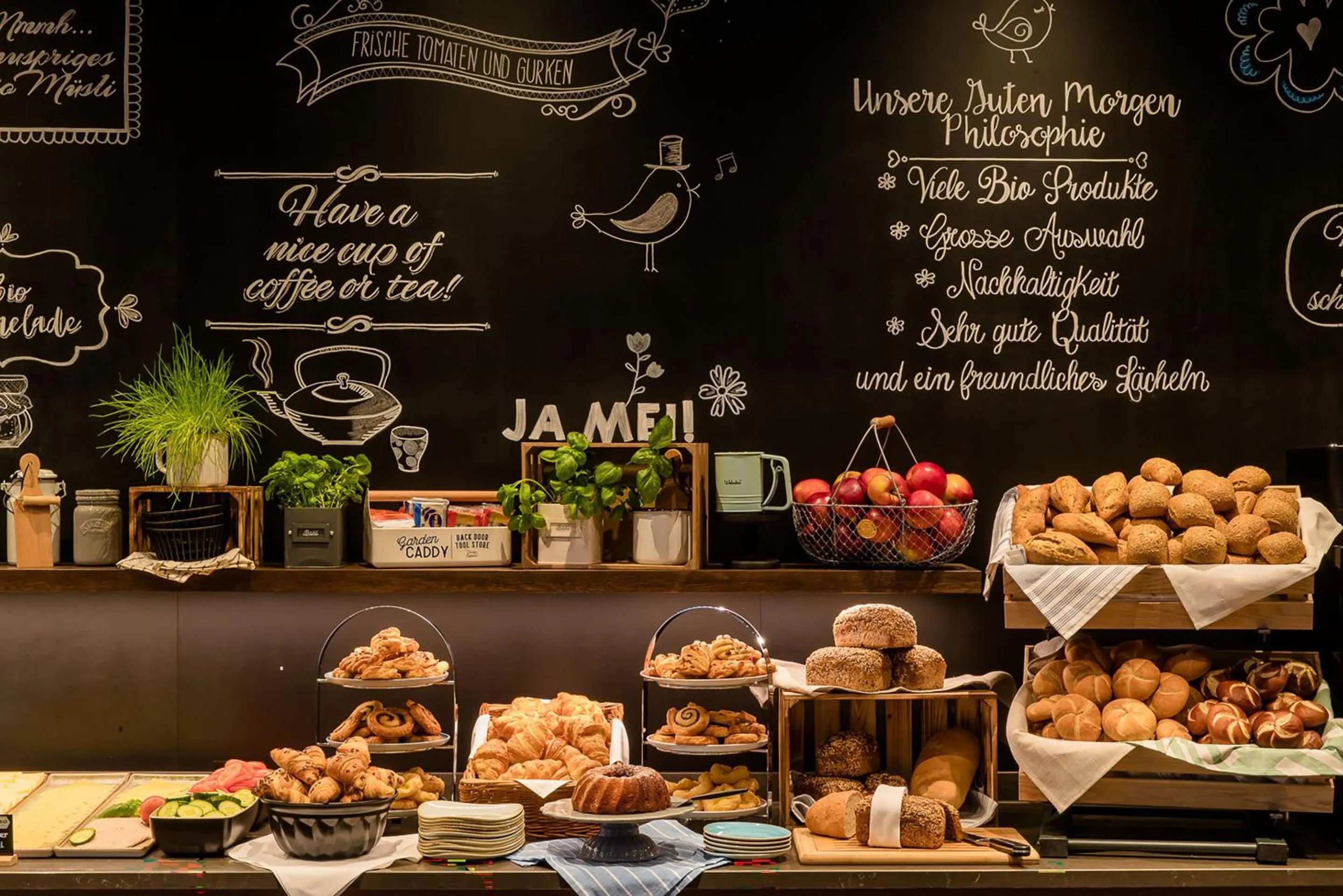 Buffet breakfast in Motel One Hamburg Airport