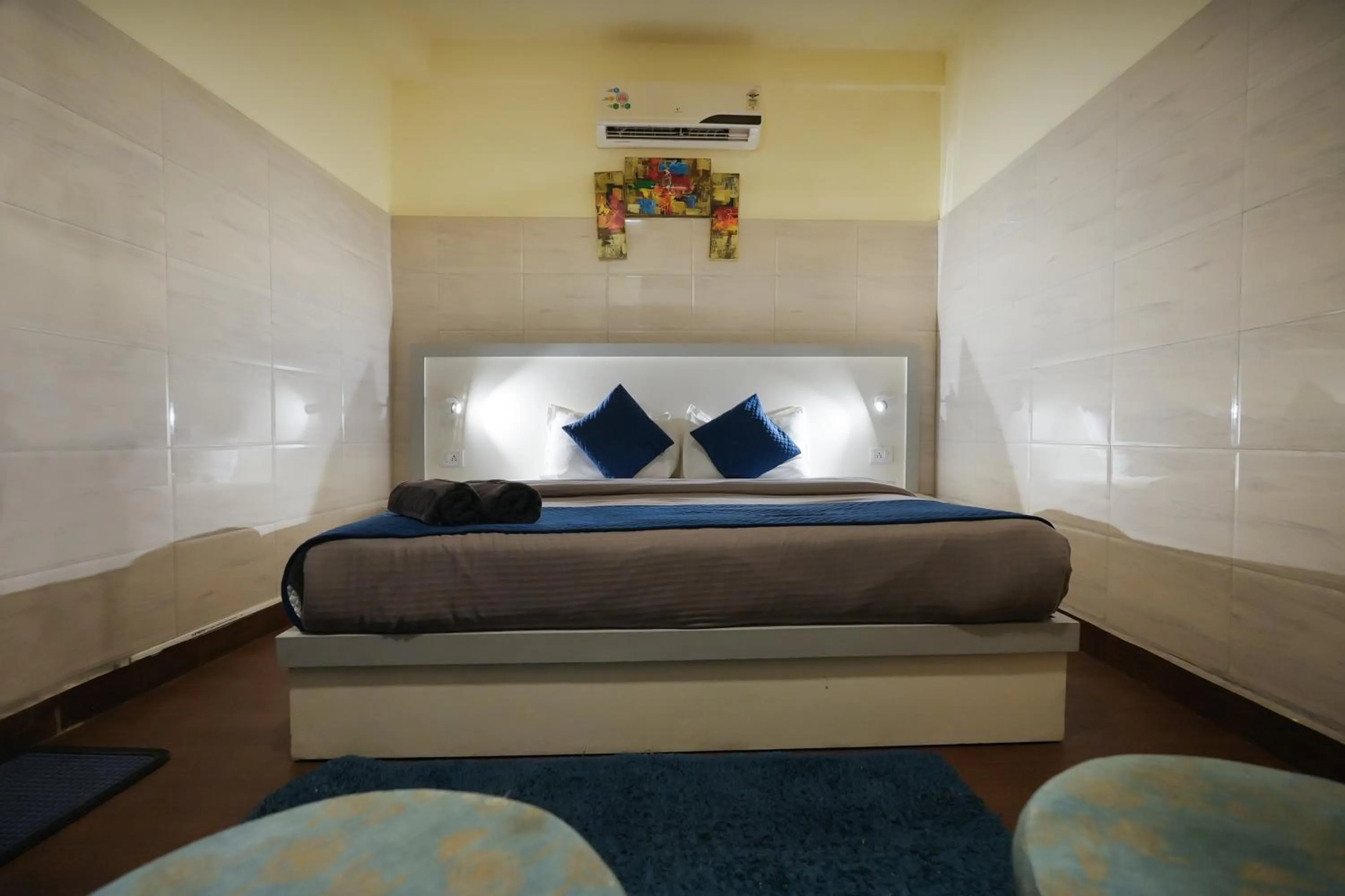 Bed in Shalom Backpackers Rishikesh