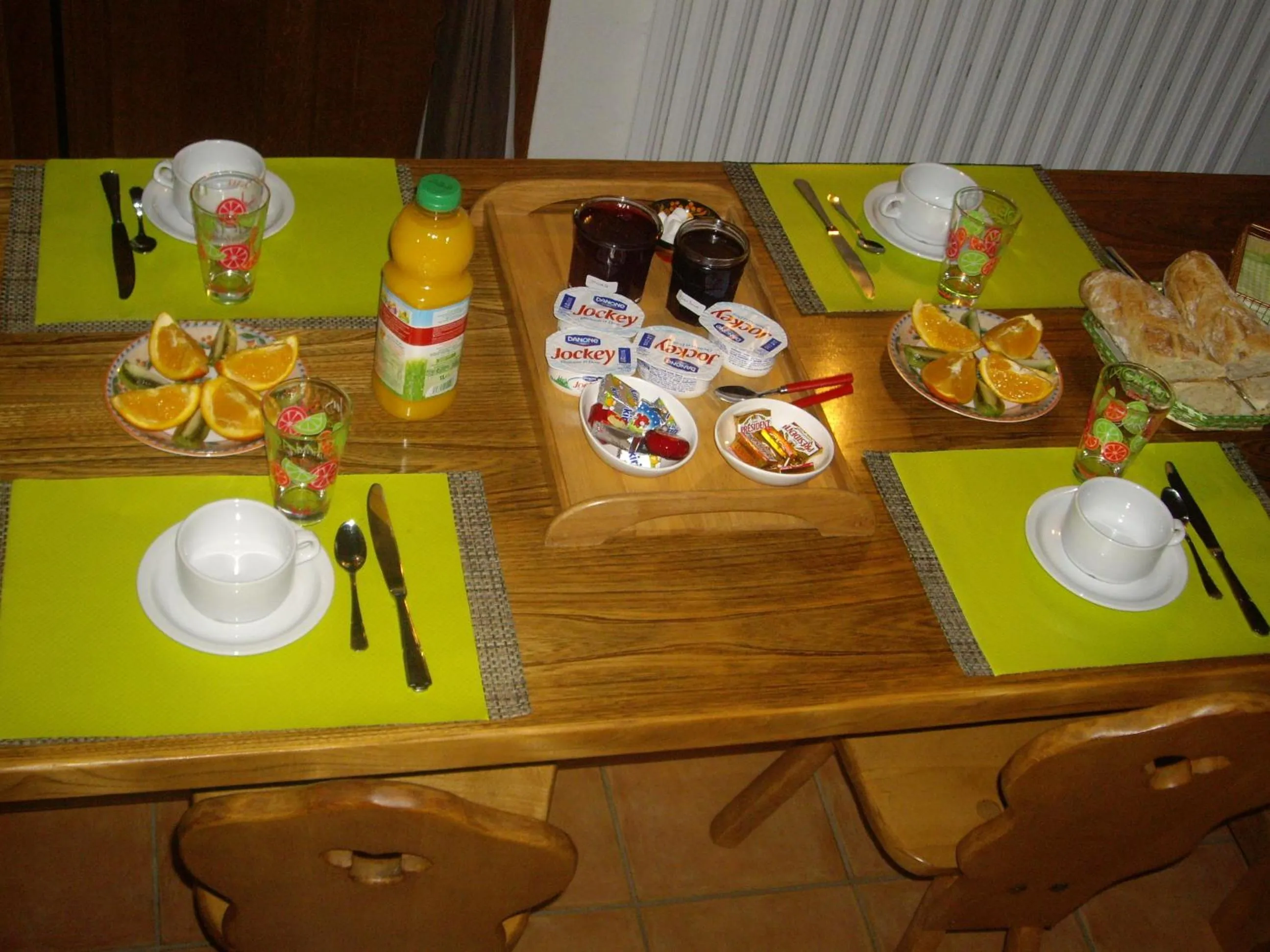 Food and drinks in Chambres d'Hôtes Les Pierres Taillées