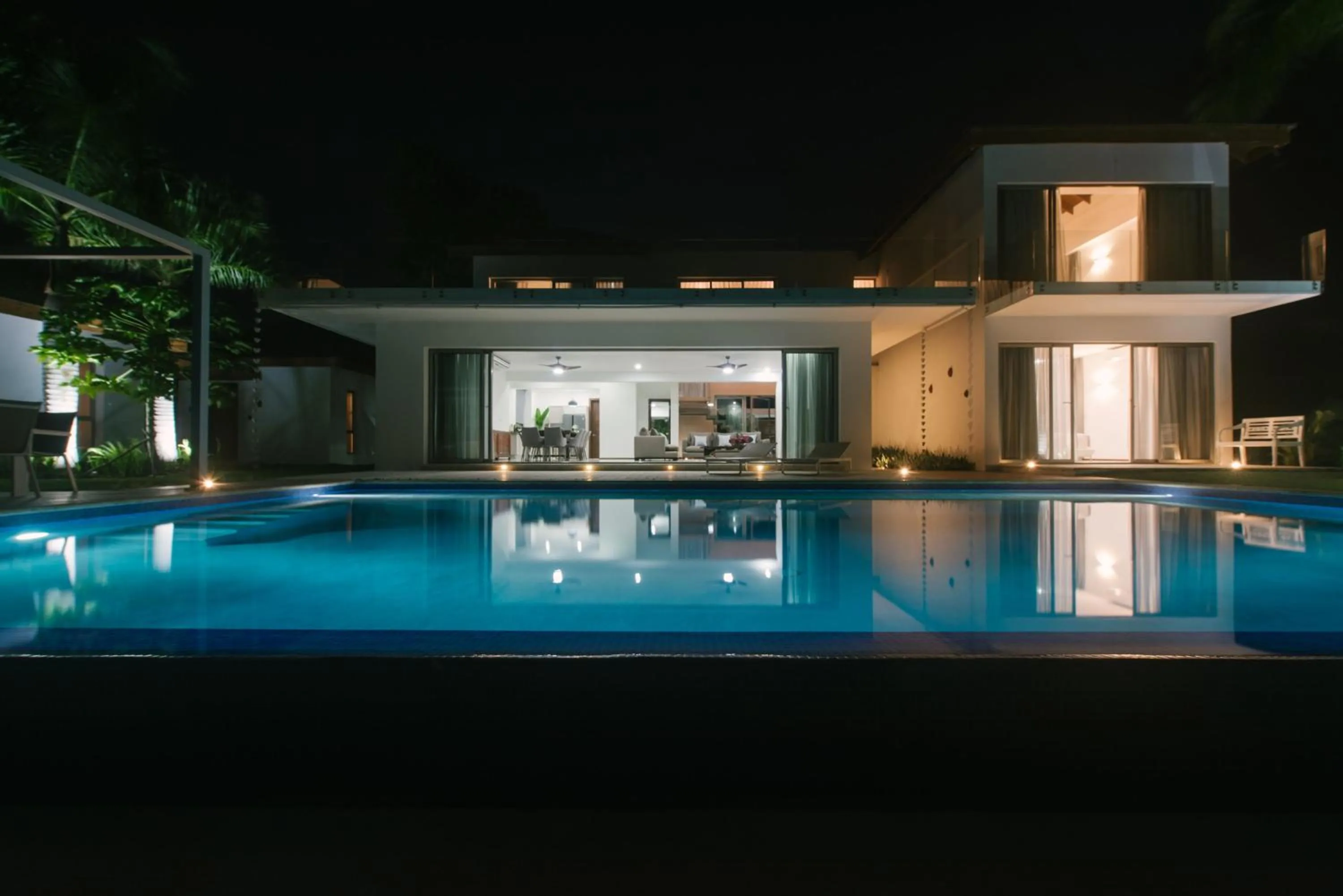 Swimming pool in Villa "Bella Luna"