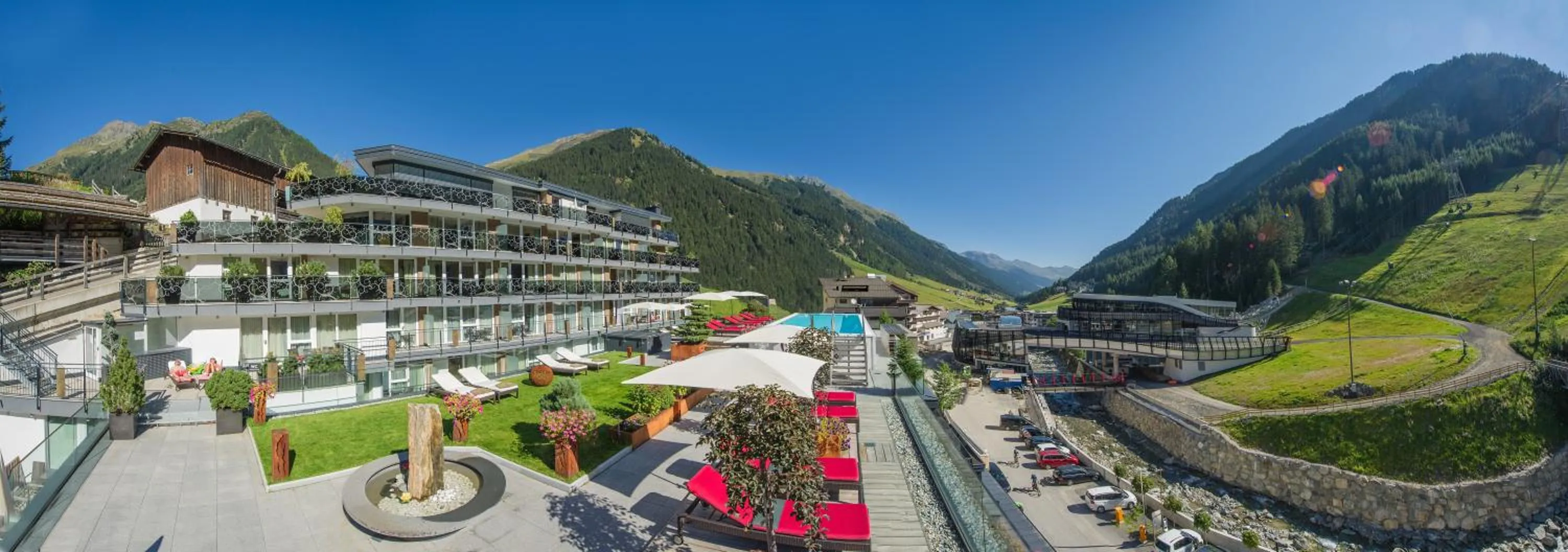 Property building in Hotel Fliana 4-Sterne Superior