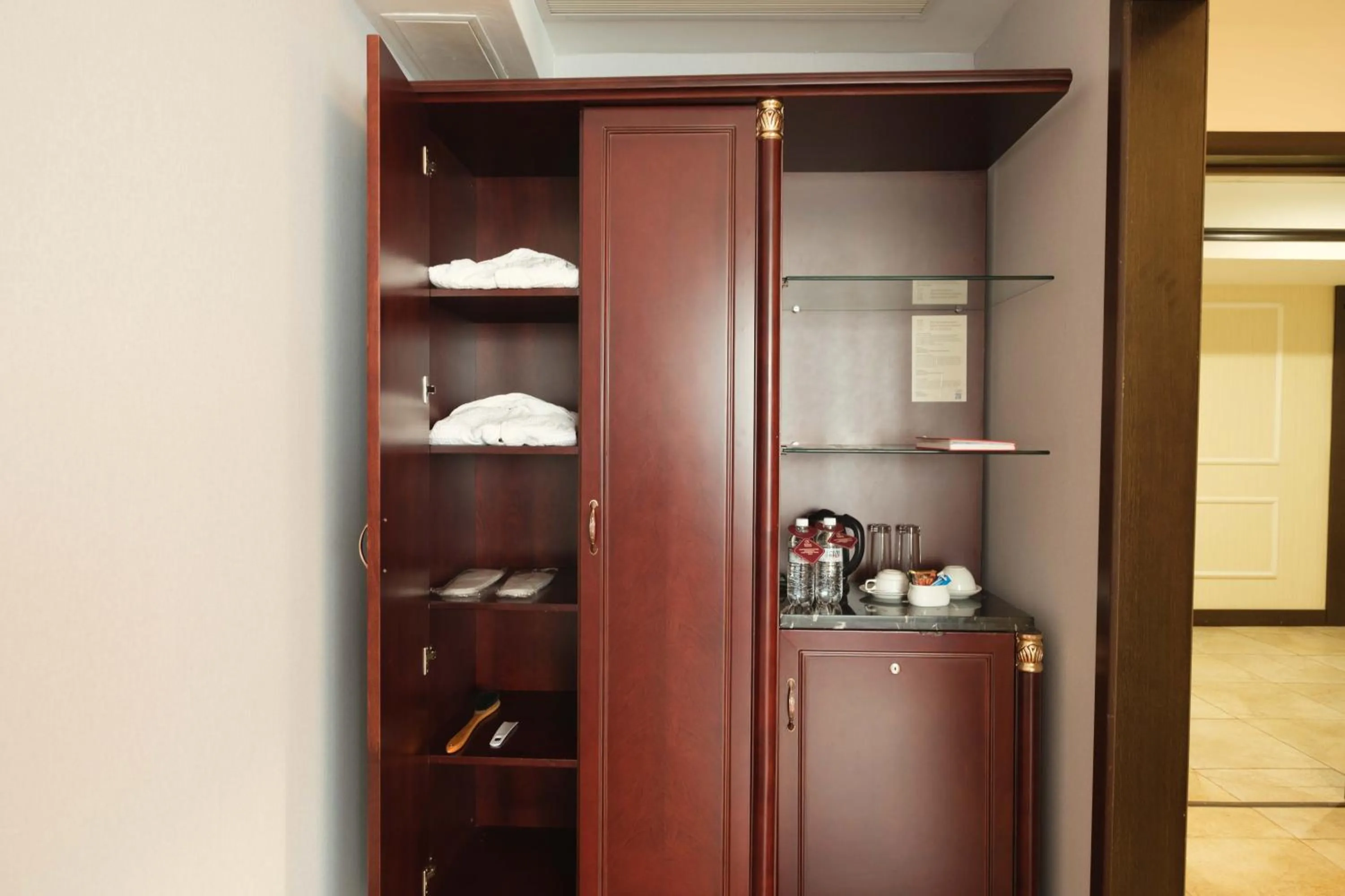 Coffee/tea facilities in REIKARTZ PARK ASTANA ex-Royal Park Hotel & SPA