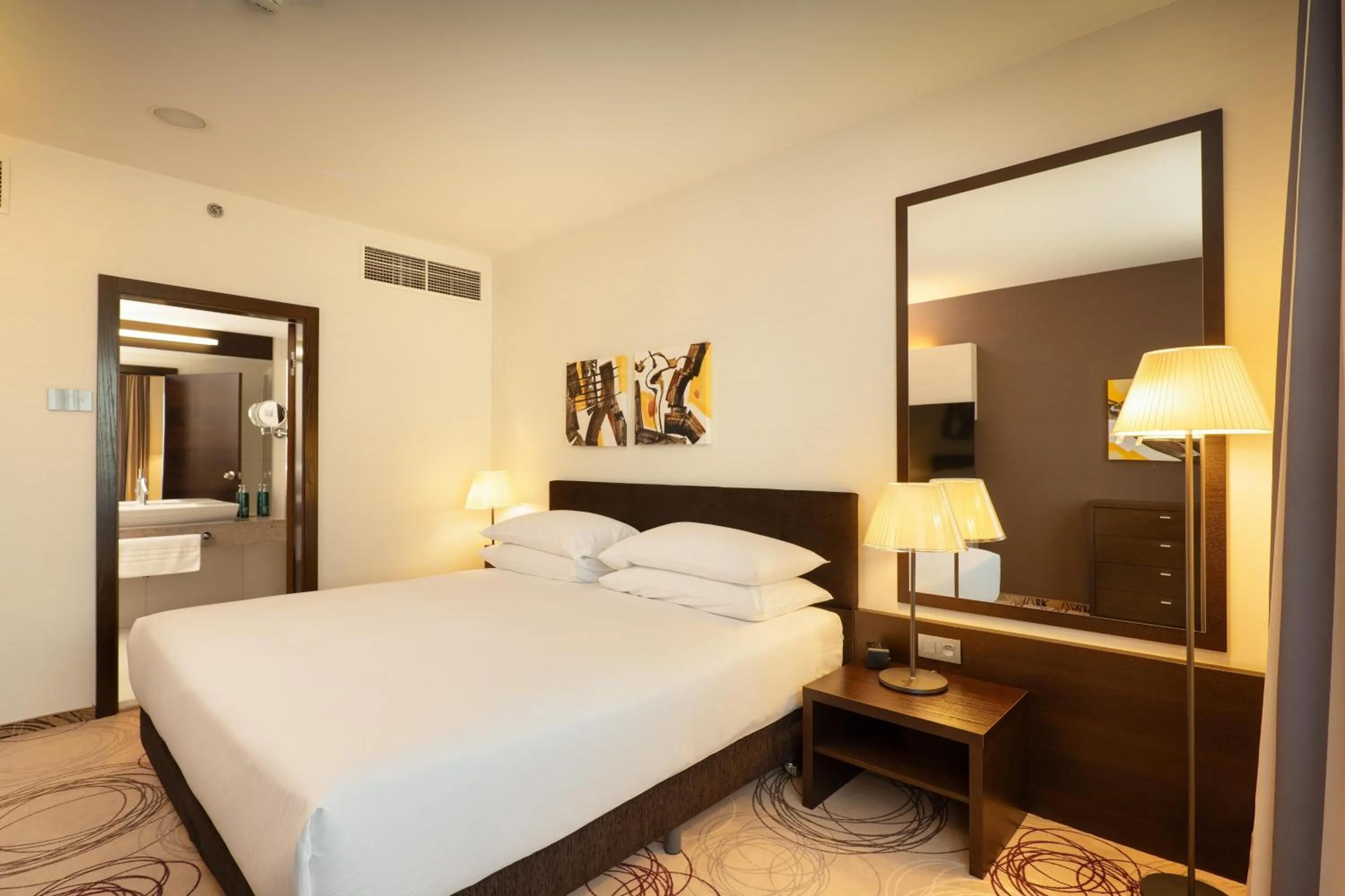 Bed in DoubleTree By Hilton Košice