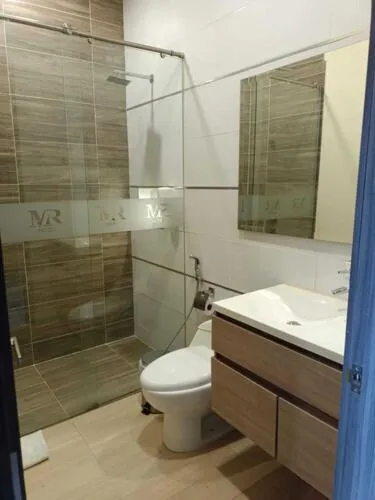 Bathroom in Hotel American Visa Cali