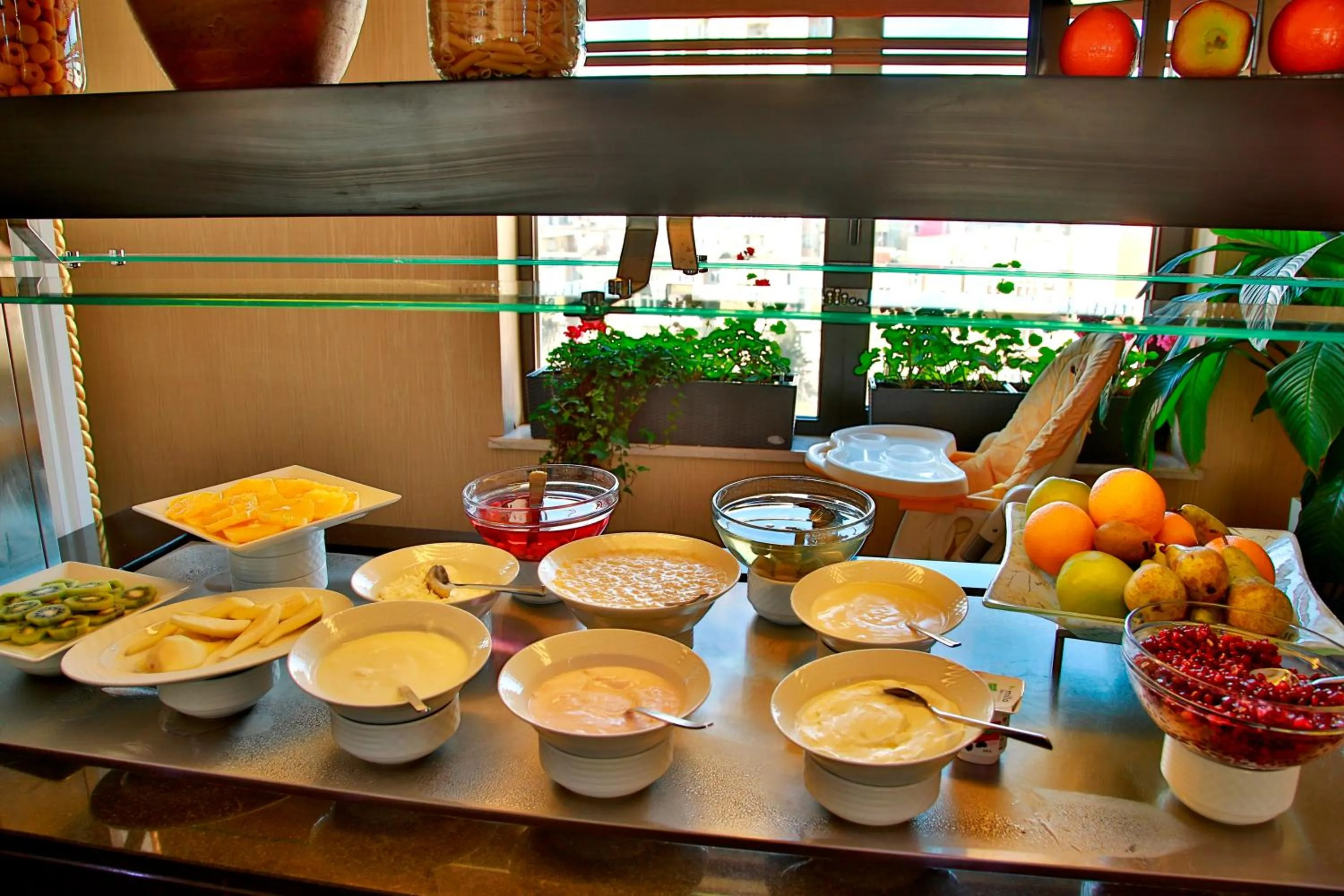 Food and drinks in Graaf Hotel