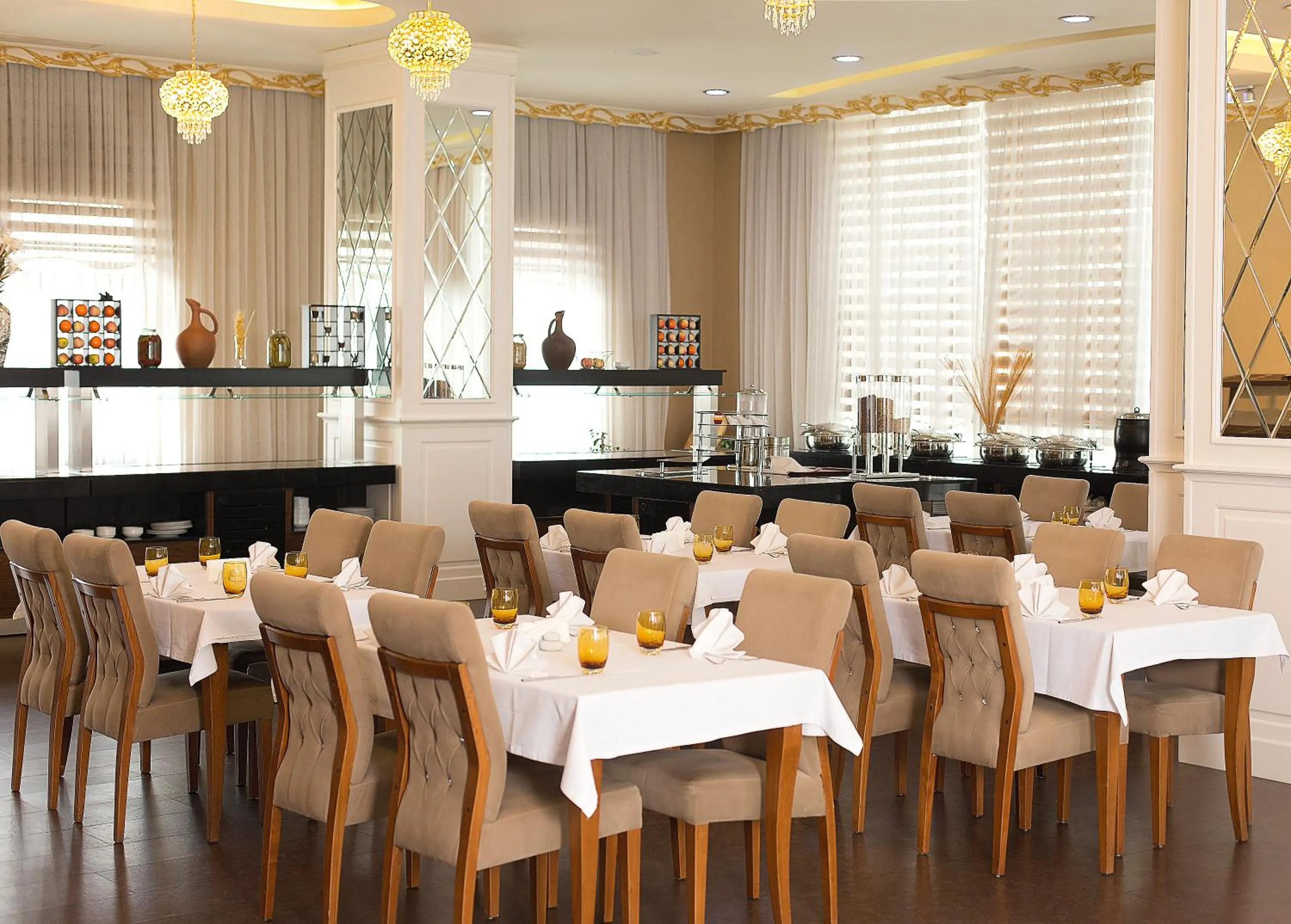 Restaurant/places to eat in Graaf Hotel