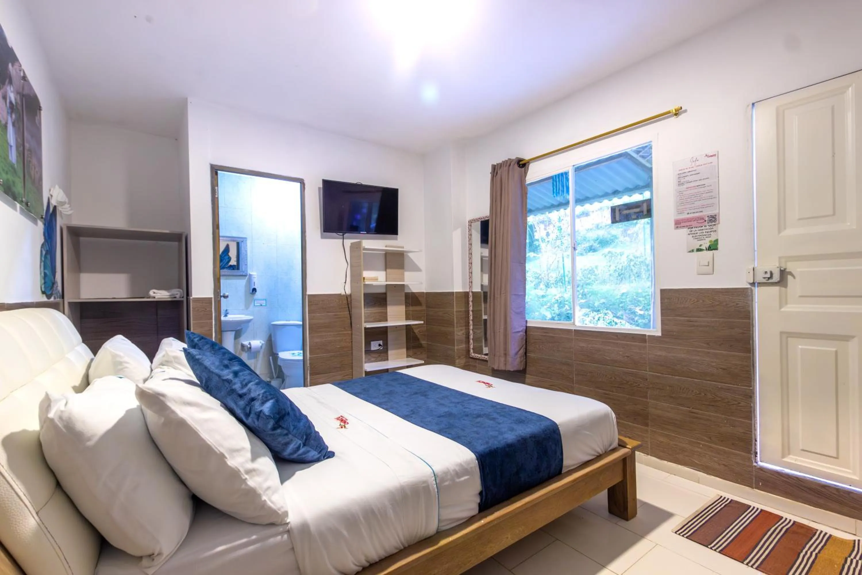 TV and multimedia, Bed in MINCA Chunuu - glamping - coworking MINCA