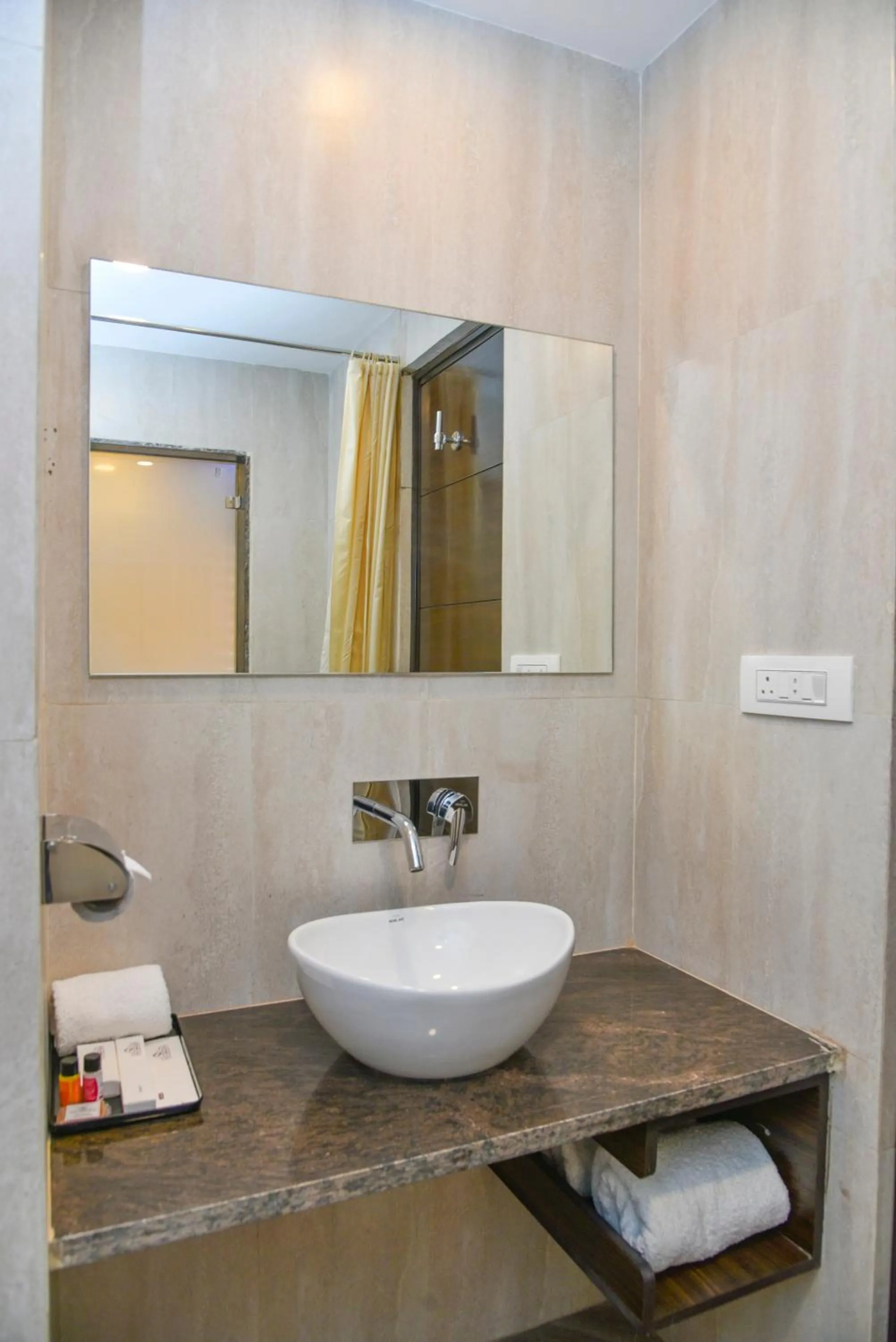 Bathroom in Hotel Suncity Plaza, Sitapura, Jaipur