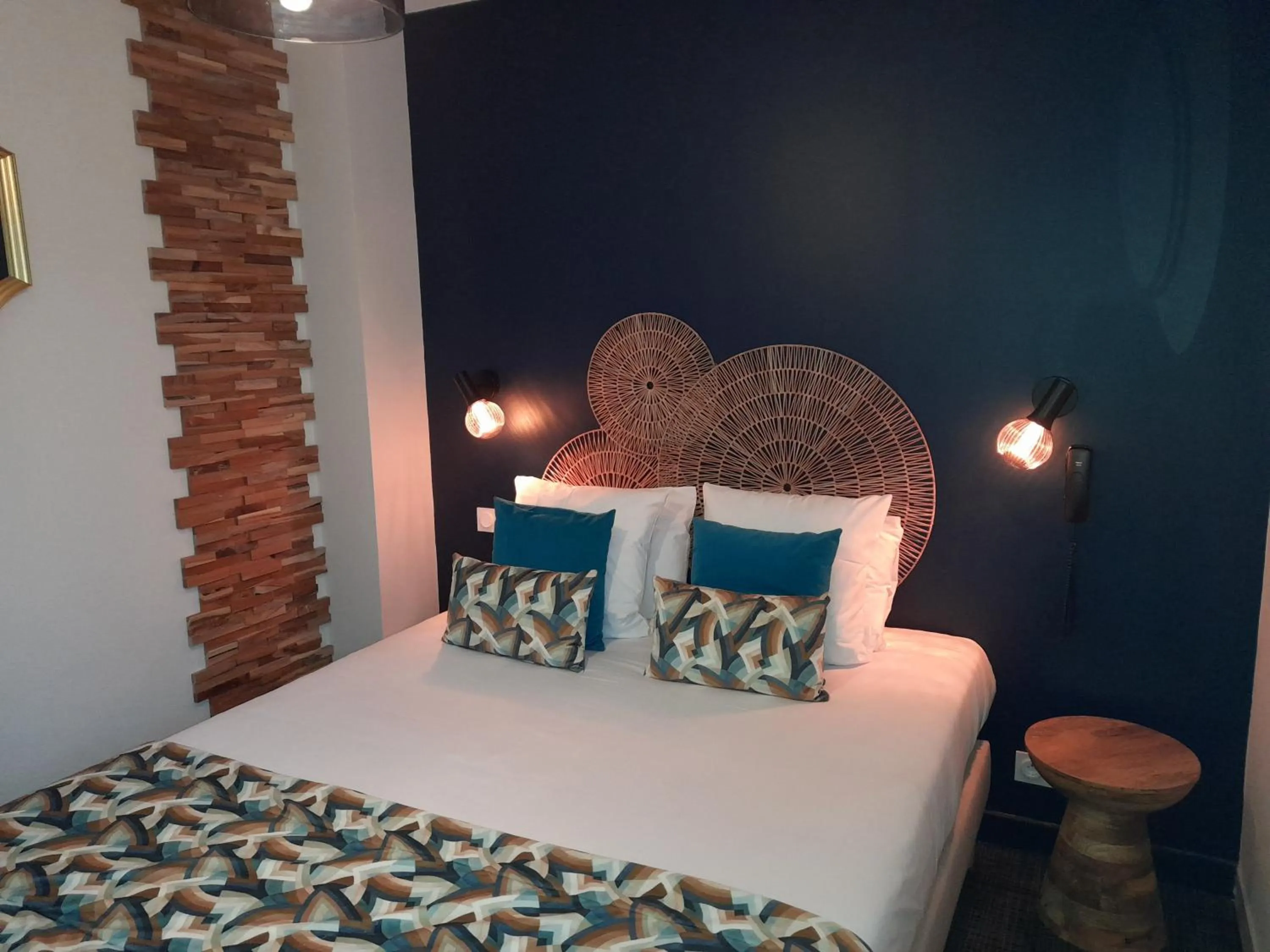 Bed in Hotel Reine Mathilde