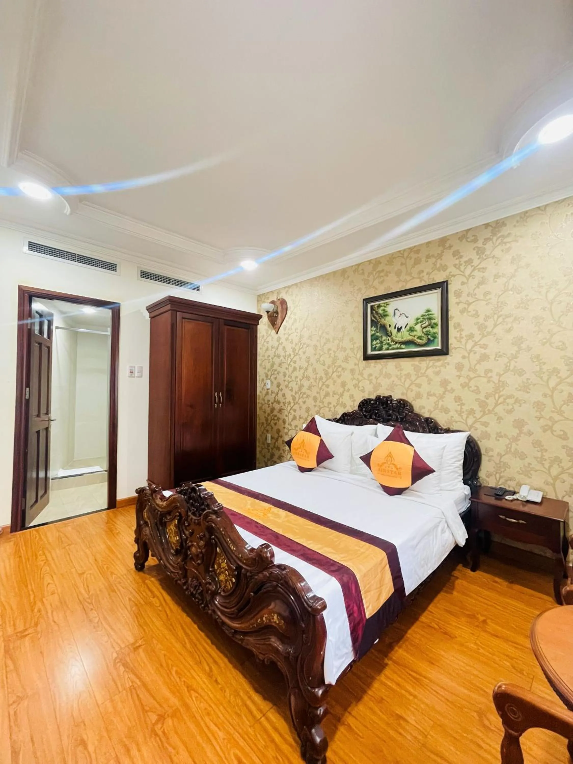 Bedroom, Bed in Air Star Hotel