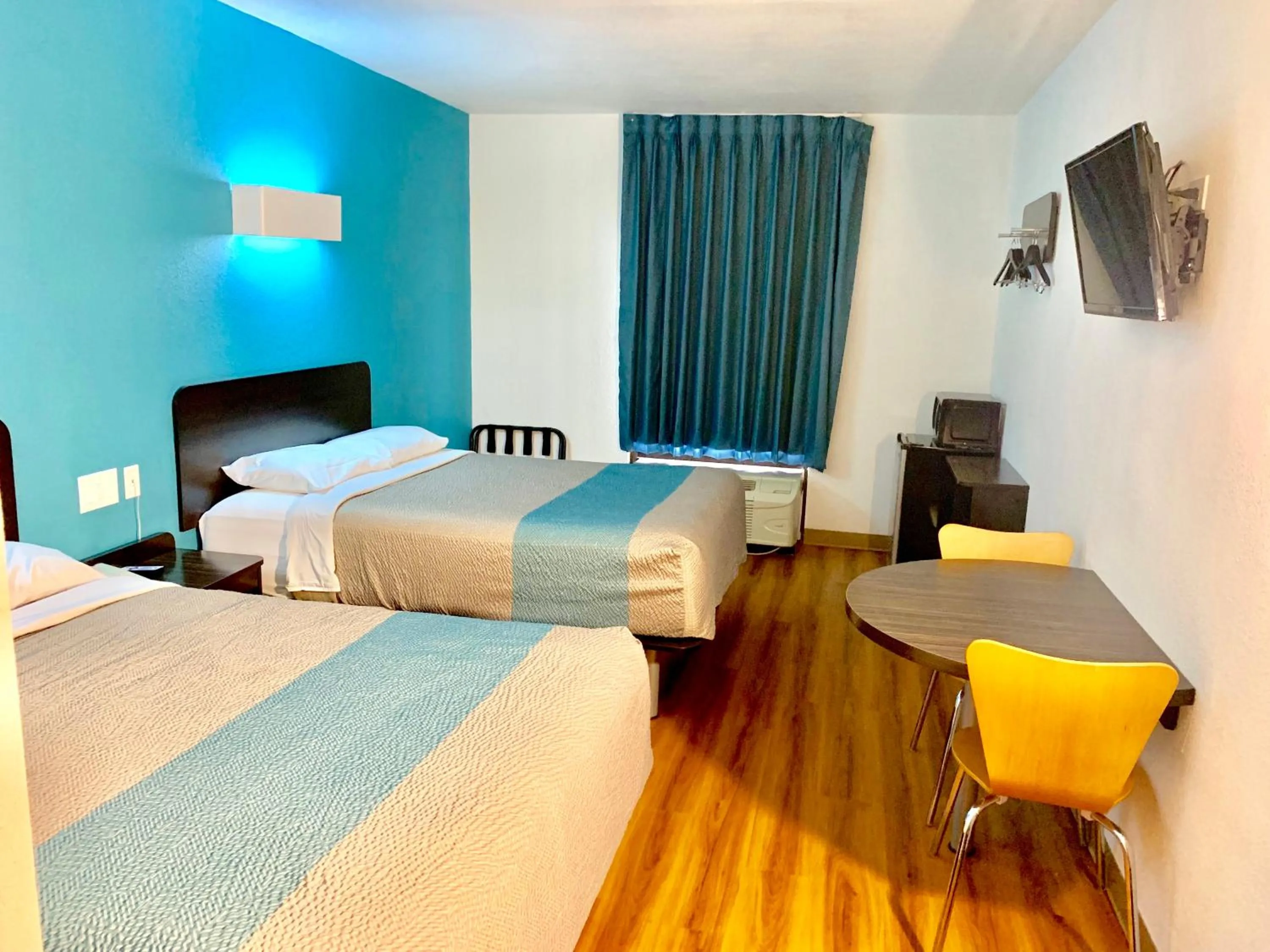 Bedroom, Bed in Motel 6-Lewisville, TX - Medical City