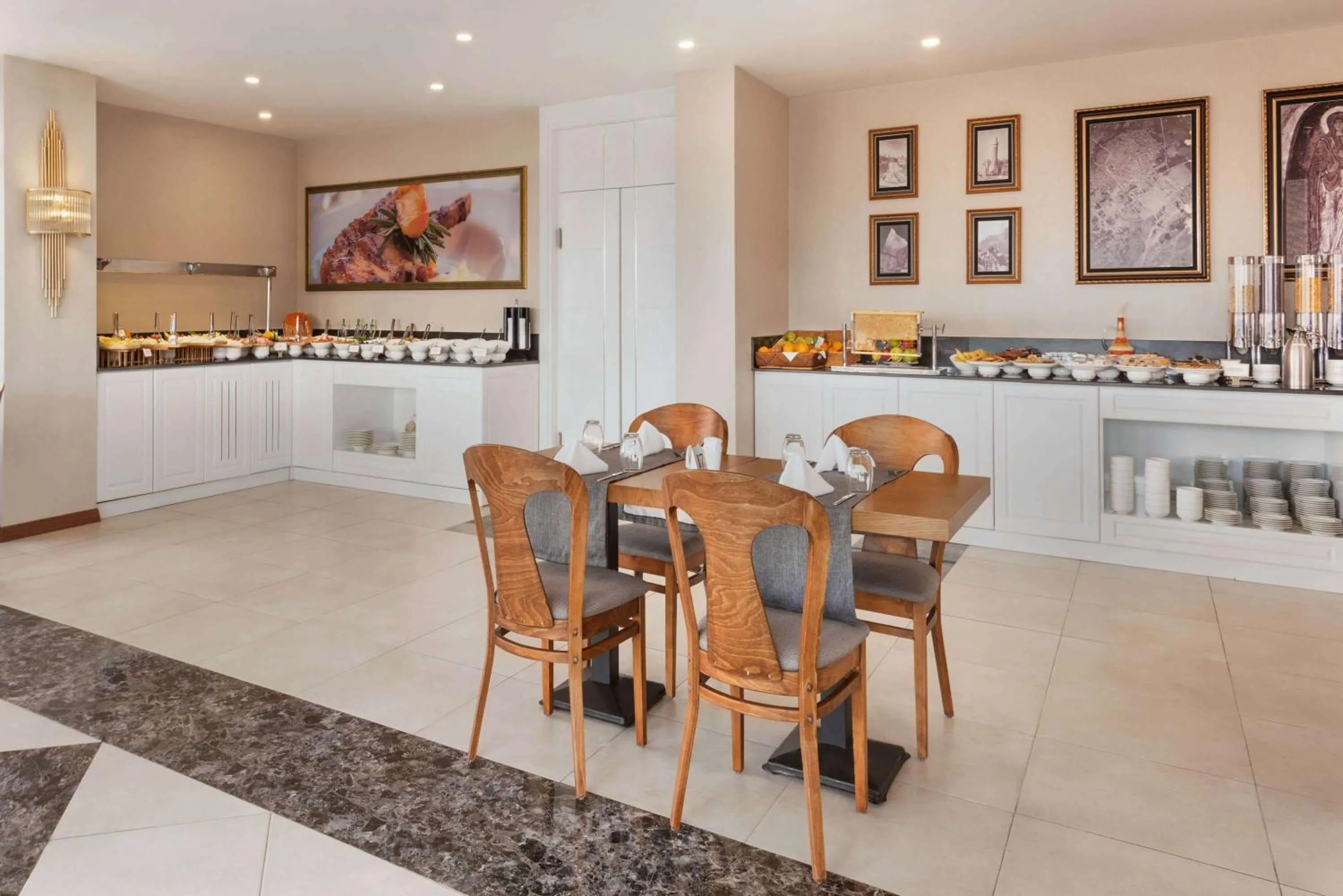 Restaurant/places to eat in Ramada by Wyndham Nigde