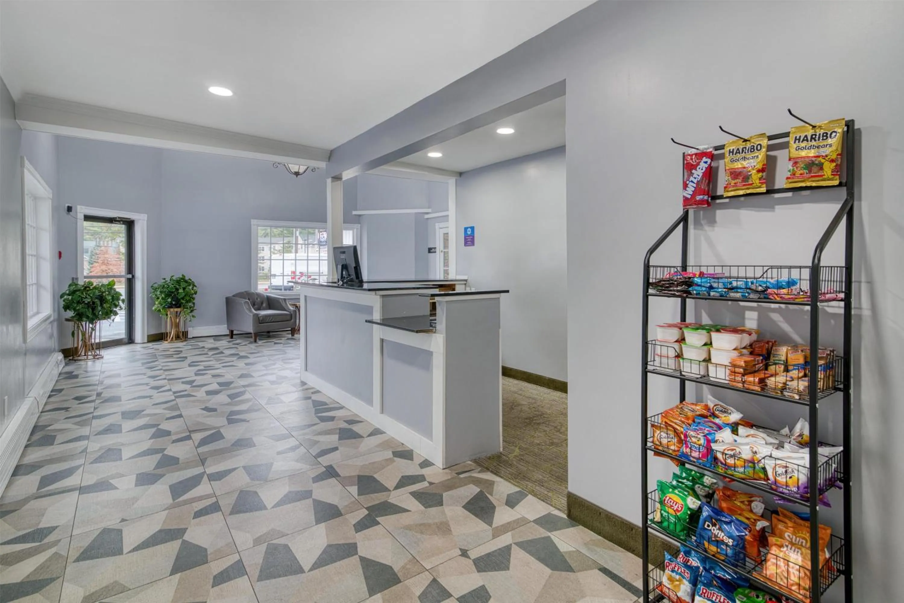 Lobby or reception in Yankee Clipper Inn, SureStay Collection by Best Western