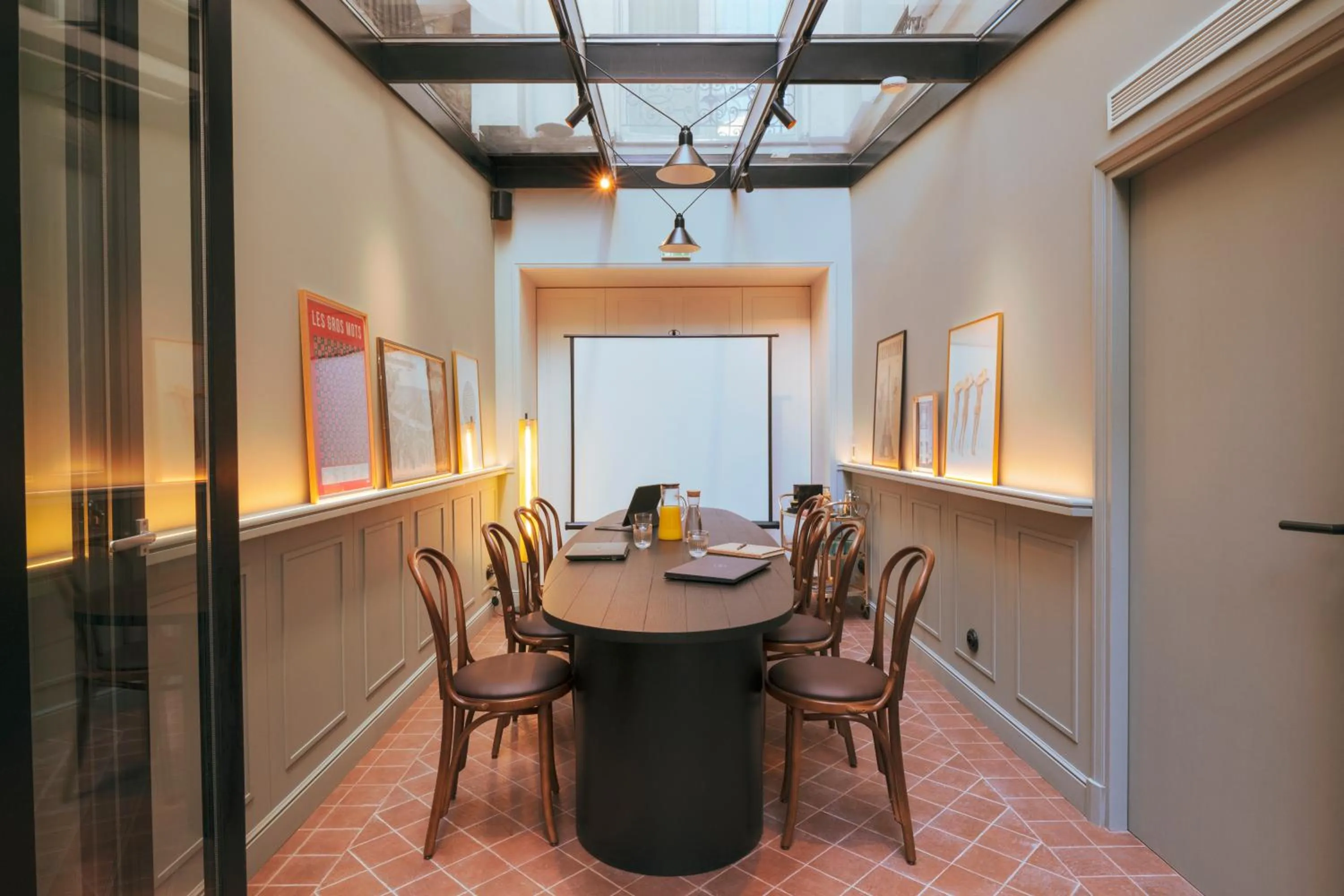 Meeting/conference room in Dadou Paris