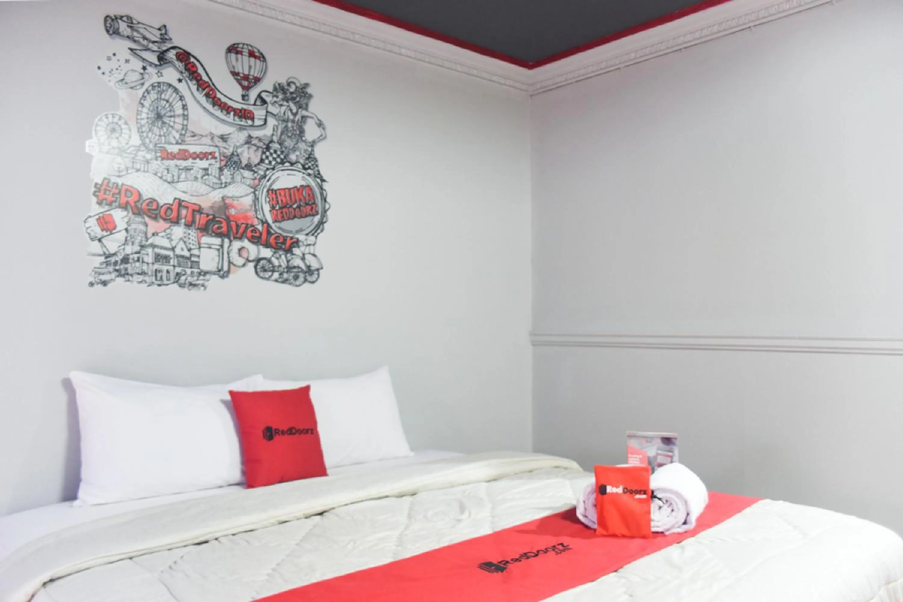Bed in RedDoorz Plus near RSCM Jakarta