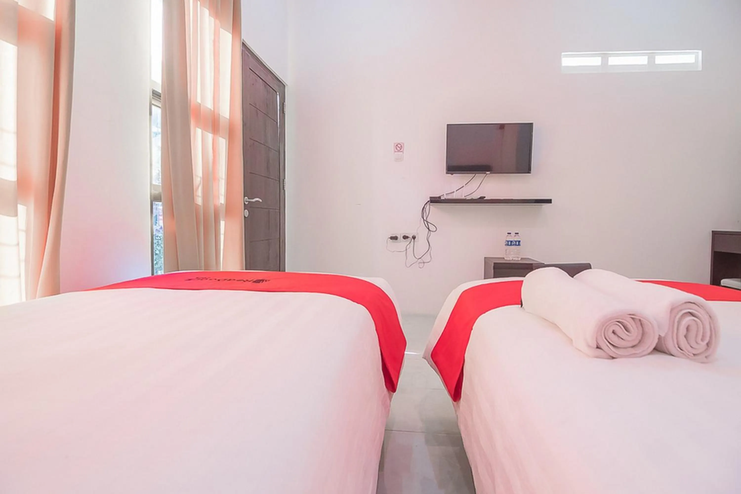 Bedroom, Bed in RedDoorz near Jatinangor Town Square