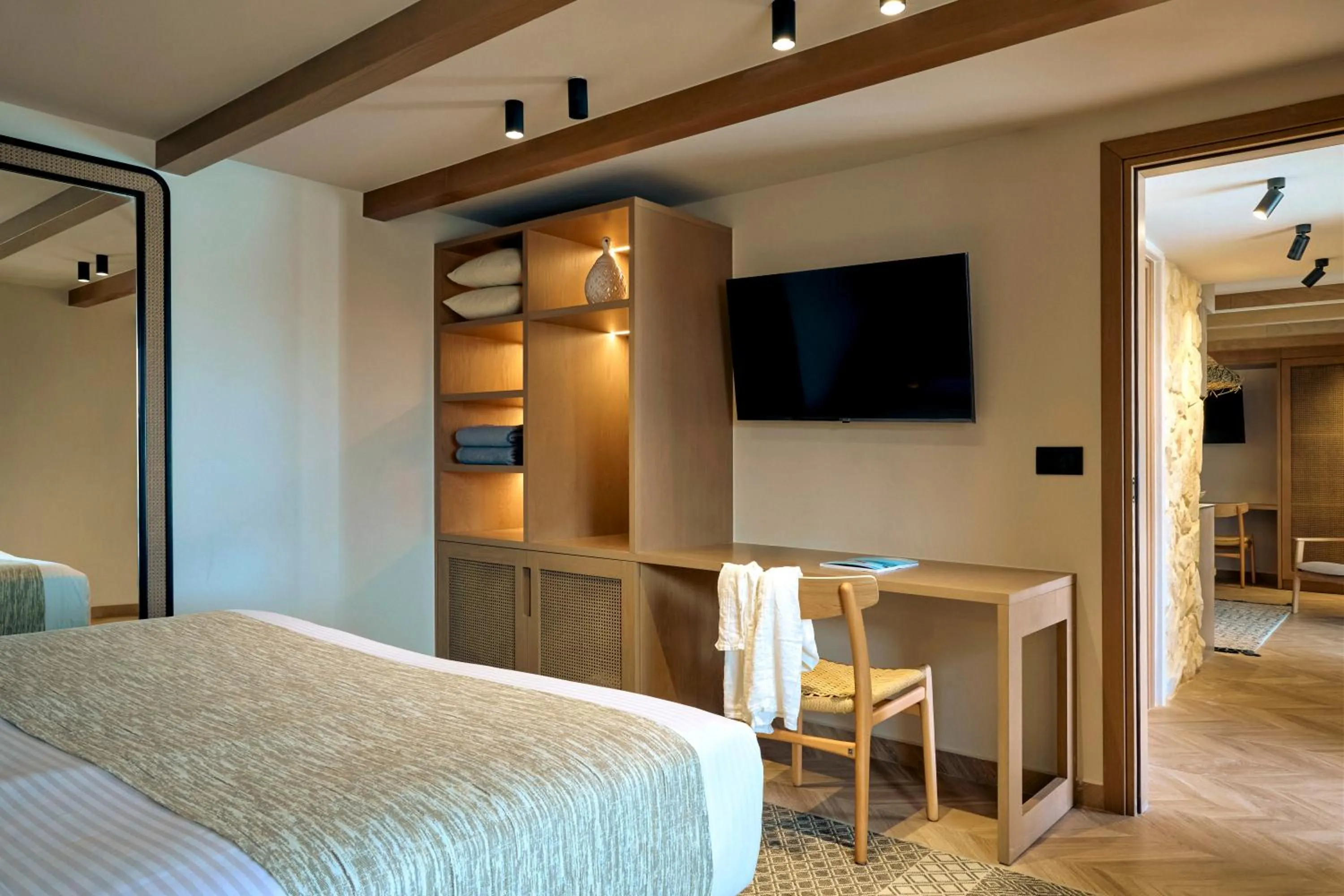 Bed in Zeus Eleva Mirabello Bay