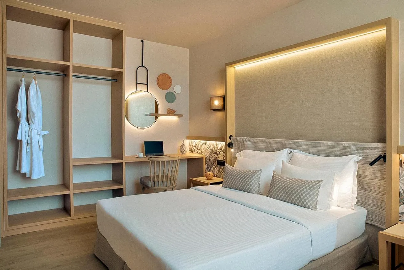 Bed in Zeus Eleva Mirabello Bay