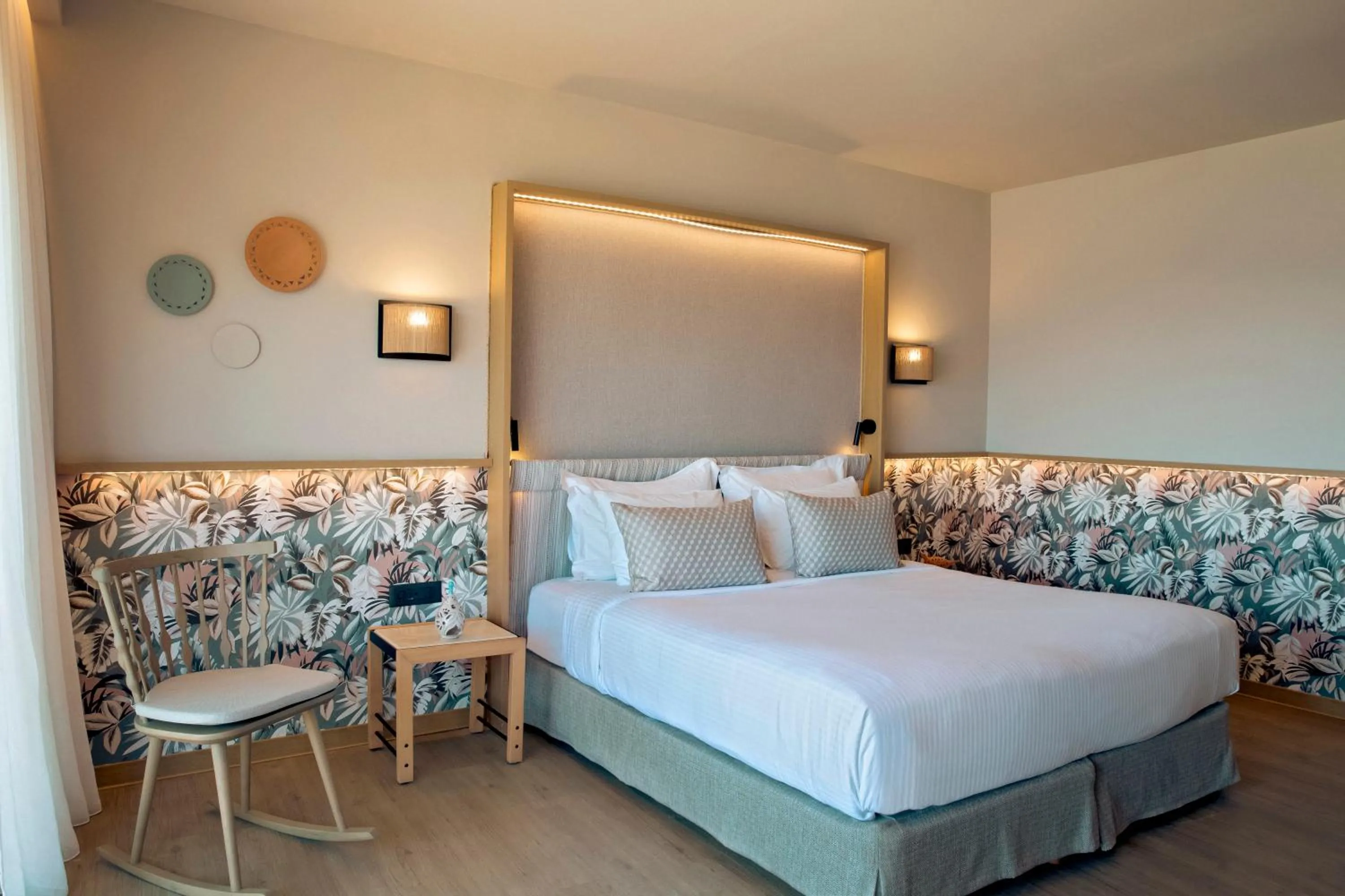 Bed in Zeus Eleva Mirabello Bay