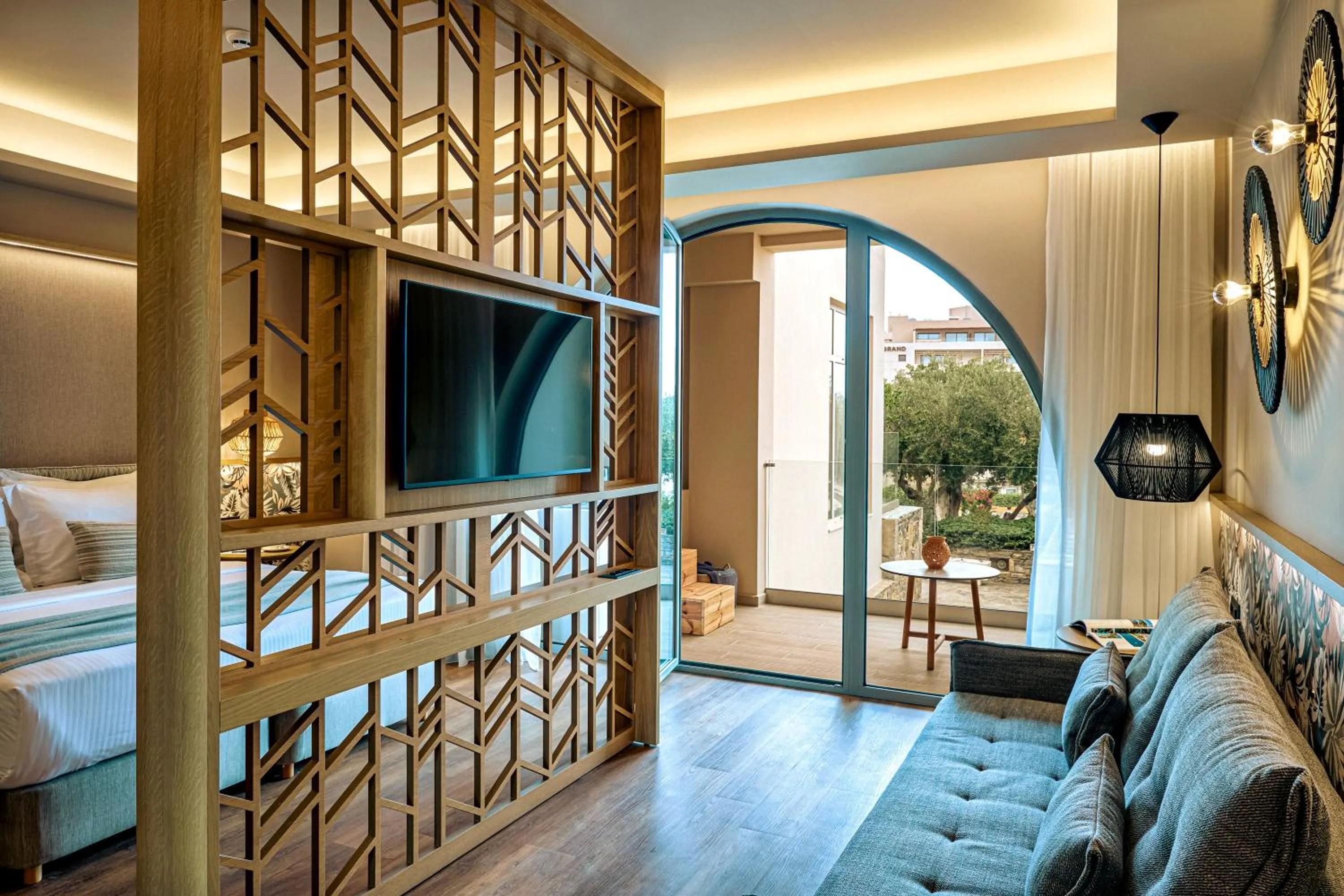 Bed in Zeus Eleva Mirabello Bay