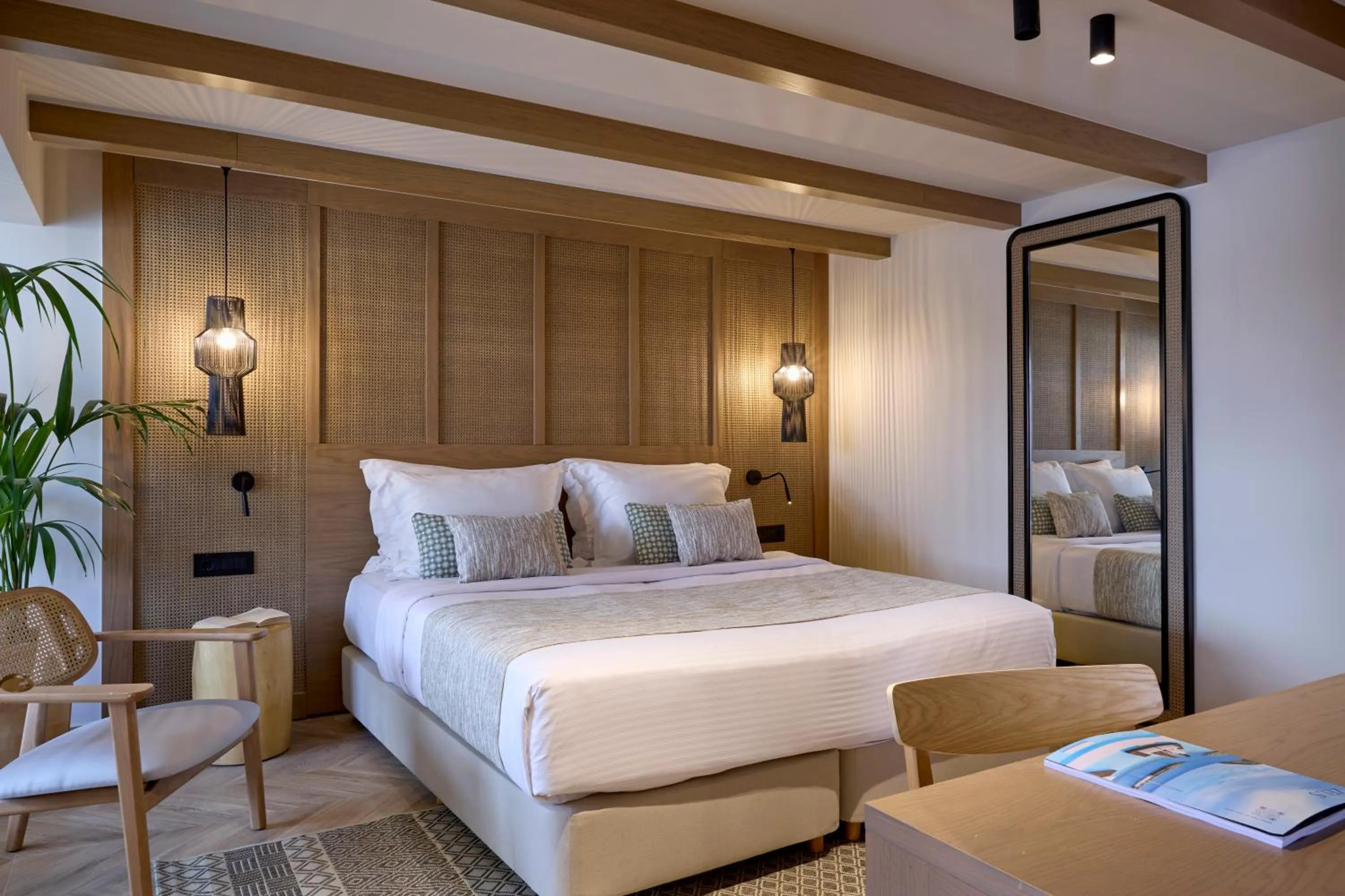 Bed in Wyndham Grand Crete Mirabello Bay