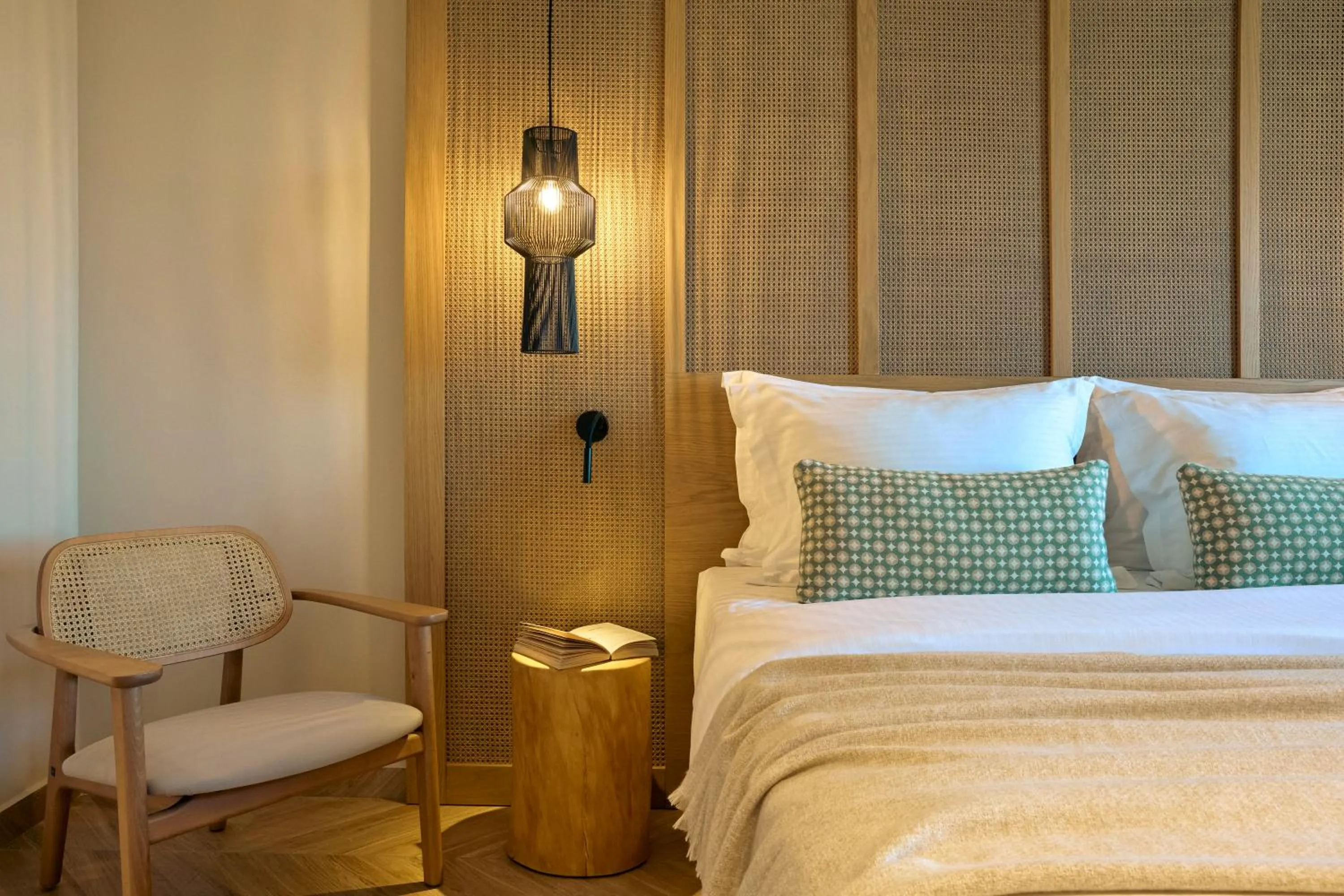 Bed in Zeus Eleva Mirabello Bay