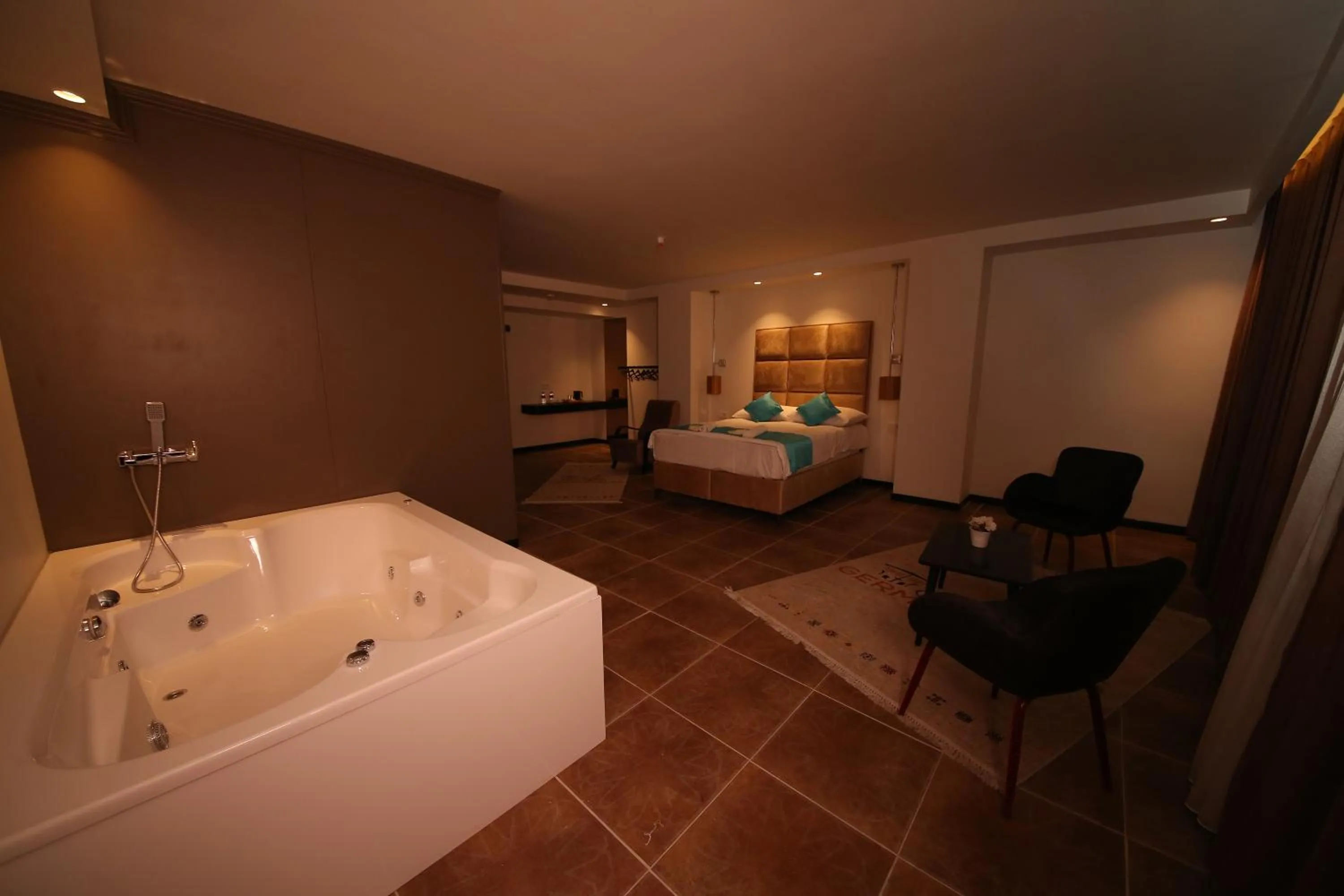 SAFRAN GERMİA PALaS