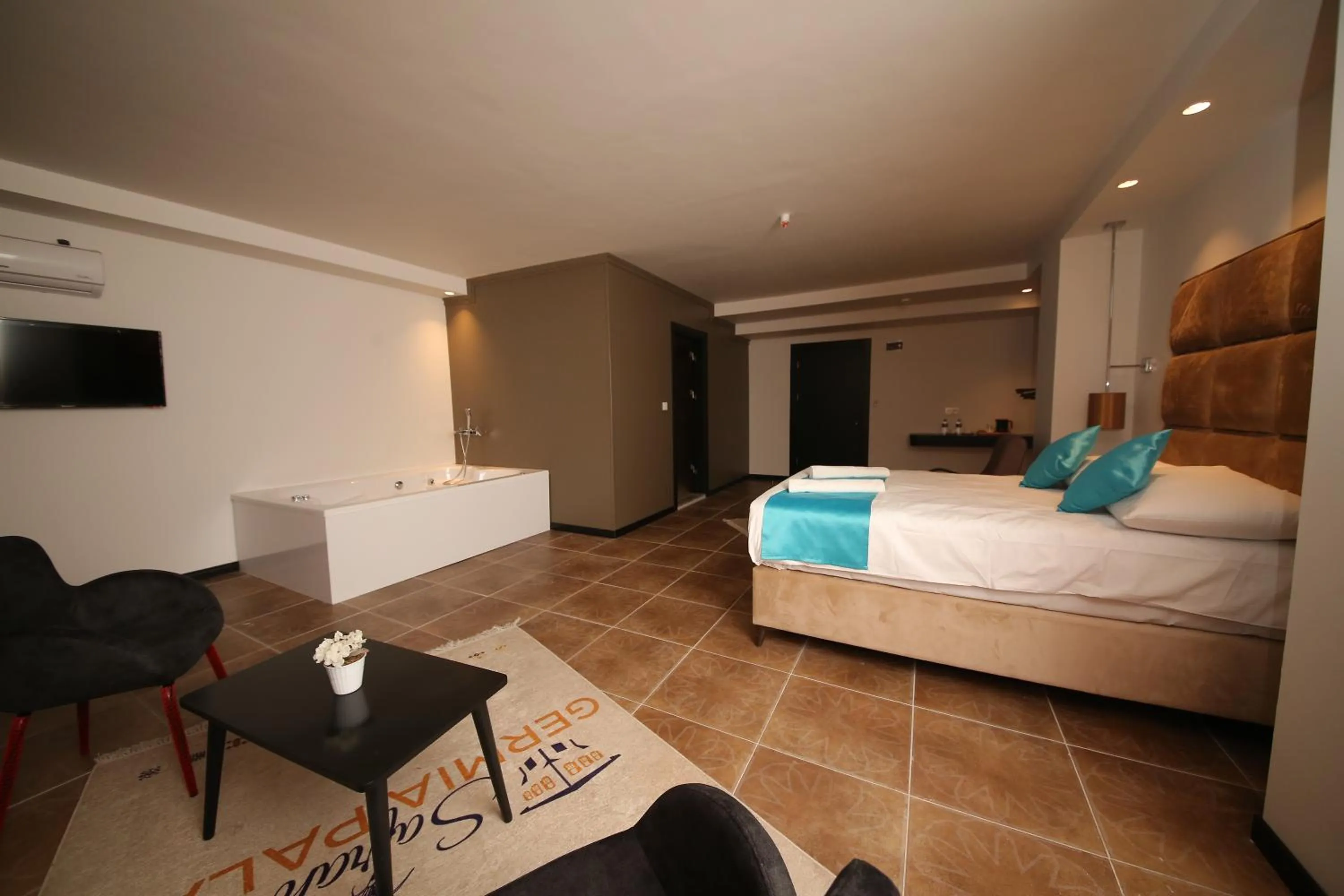 Bed in SAFRAN GERMİA PALaS