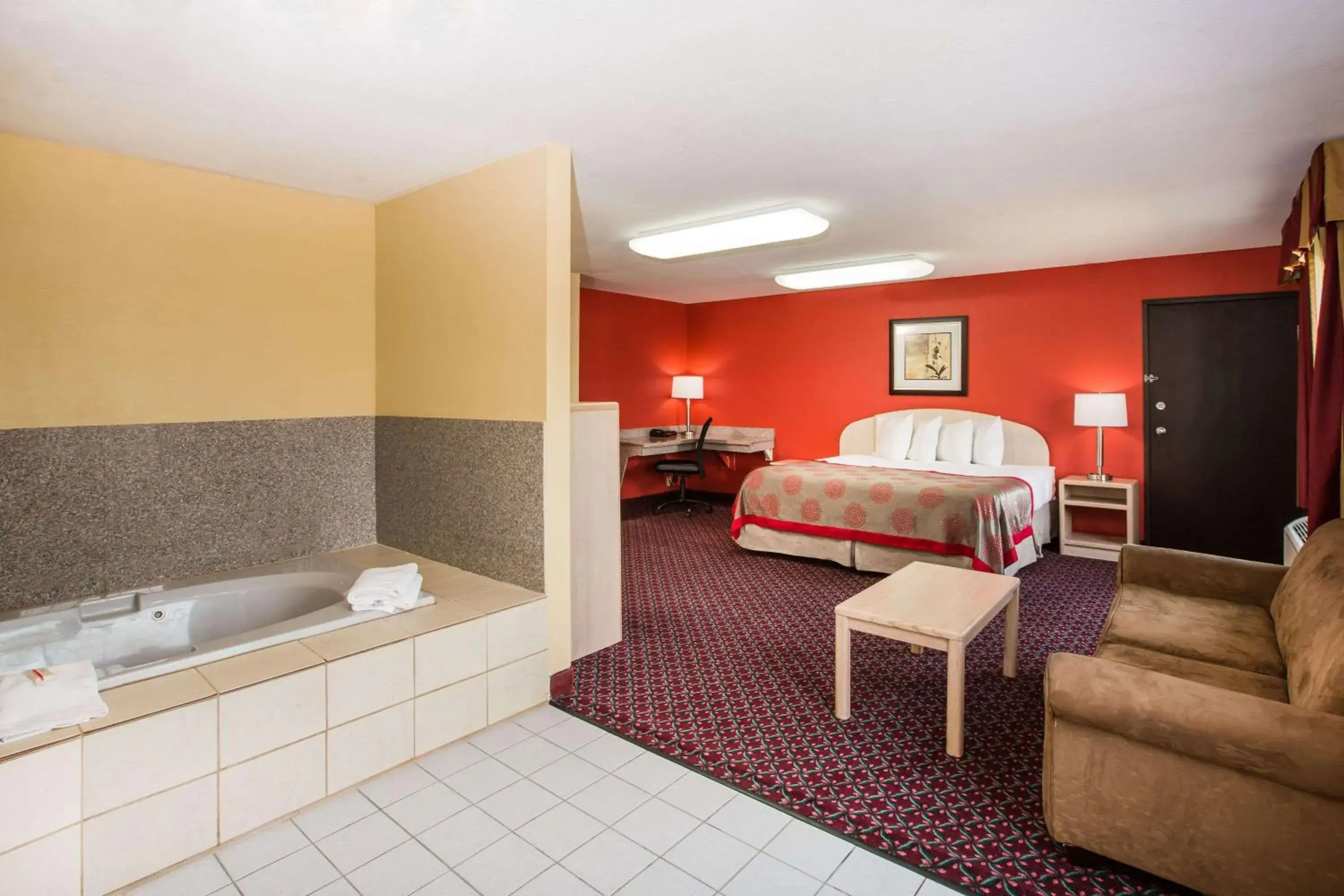 King Studio Suite - Non-Smoking in Ramada by Wyndham Sioux Falls King Studio Suite - Non-Smoking in Ramada by Wyndham Sioux Falls