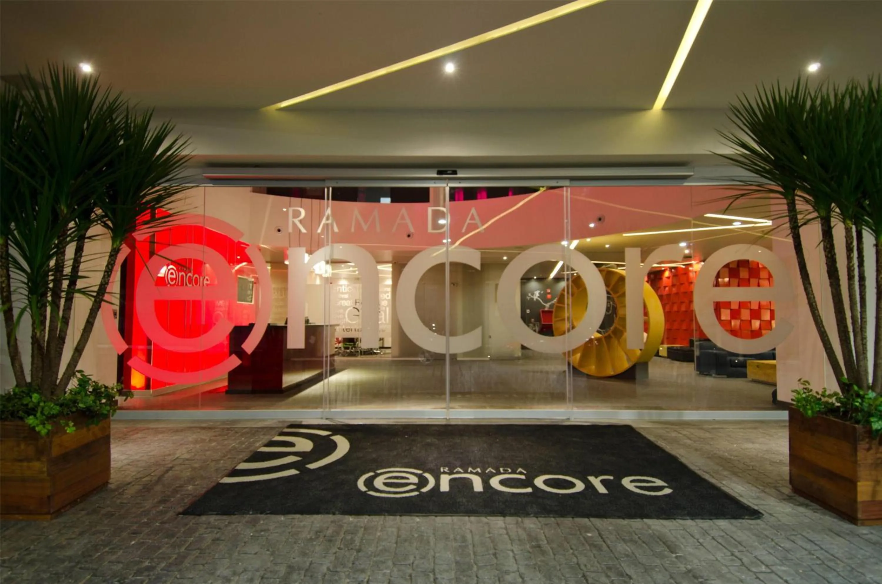 Lobby or reception in Ramada Encore by Wyndham Guadalajara Sur