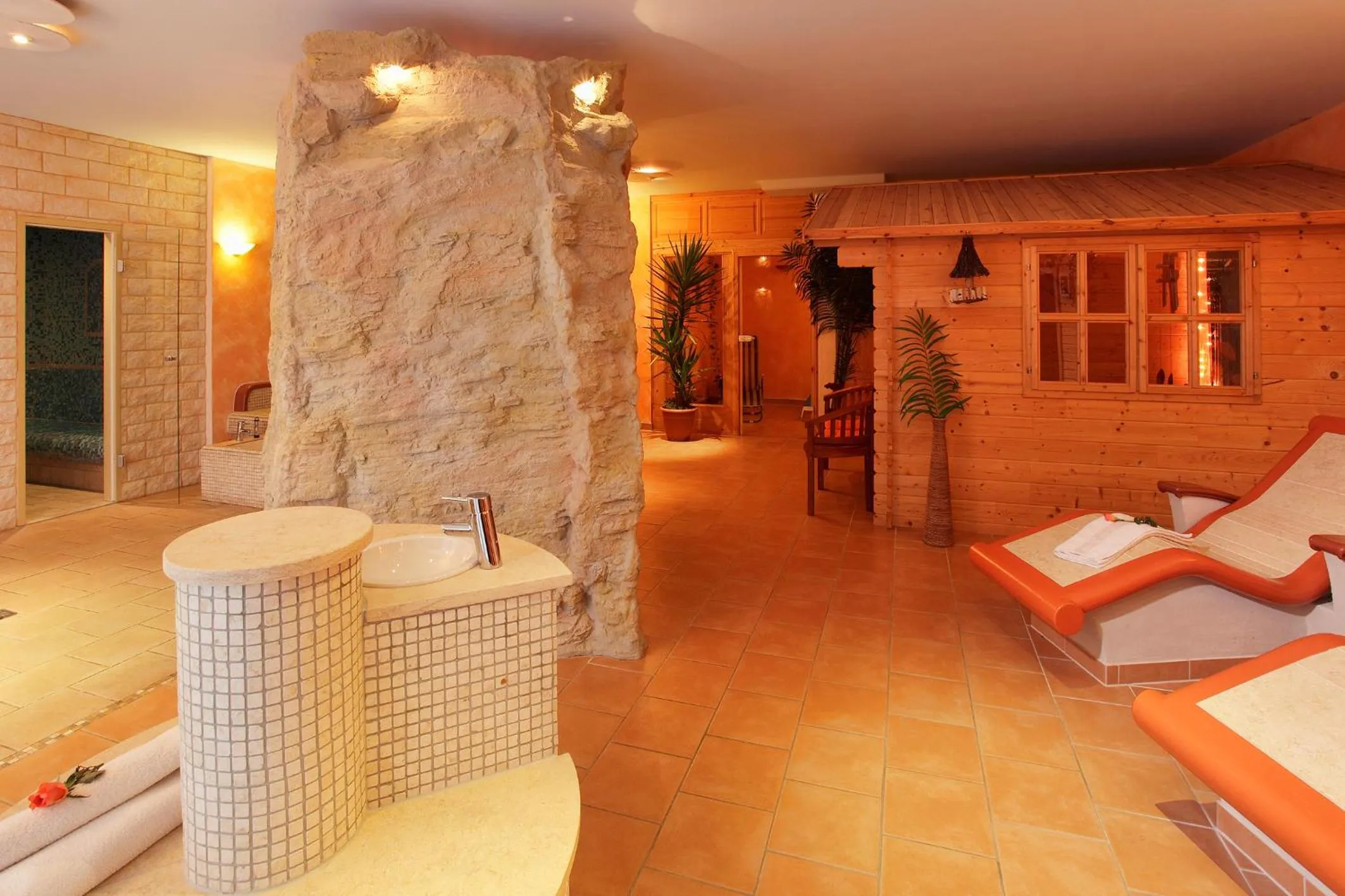 Spa and wellness centre/facilities in Land- und Aktivhotel Altmühlaue