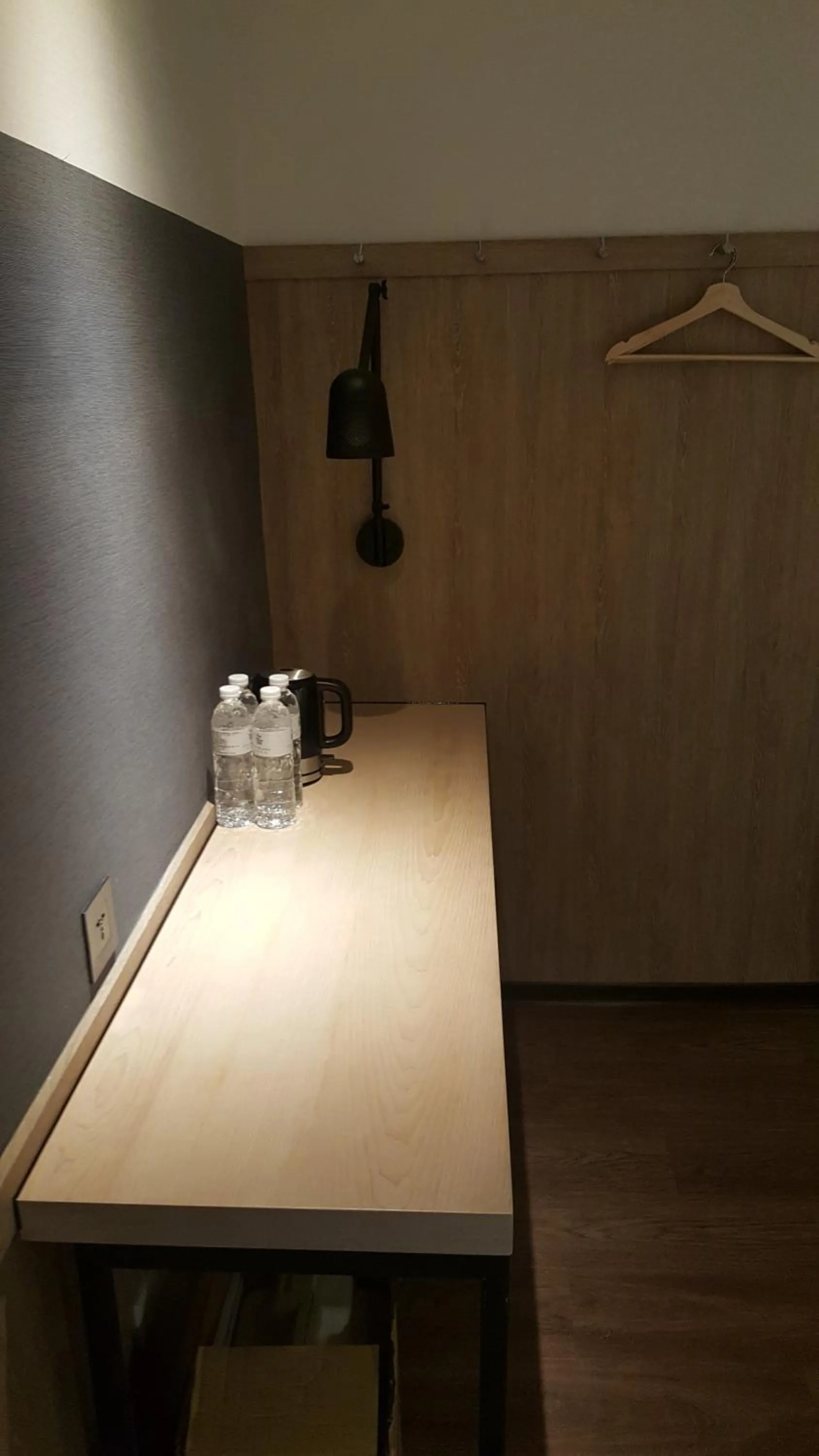 wardrobe in City Suites - Main Station