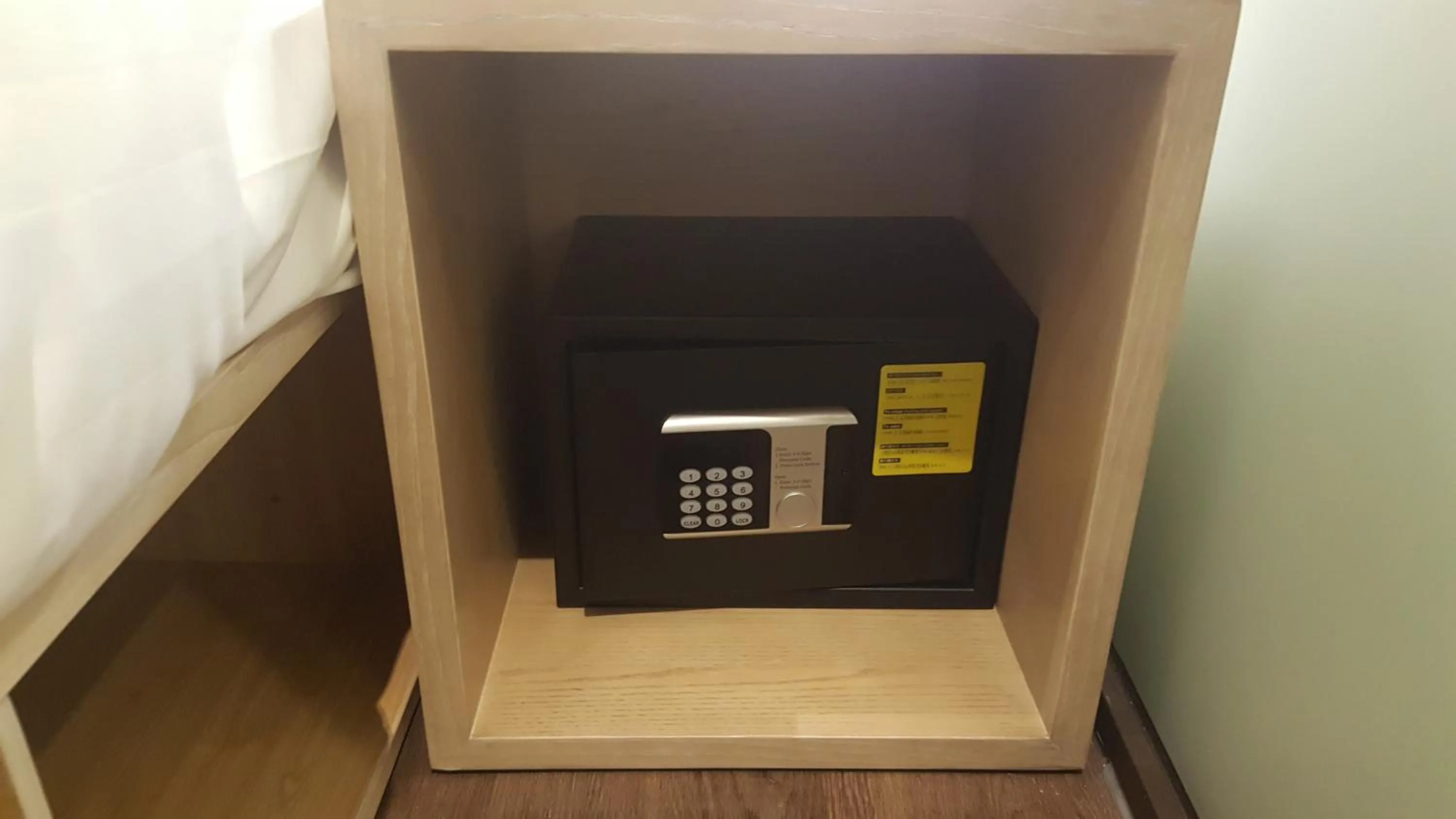 safe in City Suites - Main Station