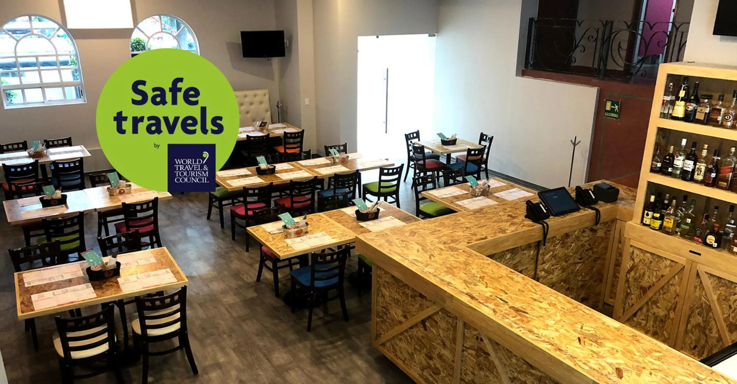 Restaurant/places to eat in Hotel MX congreso CDMX, Trademark Collection by Wyndham