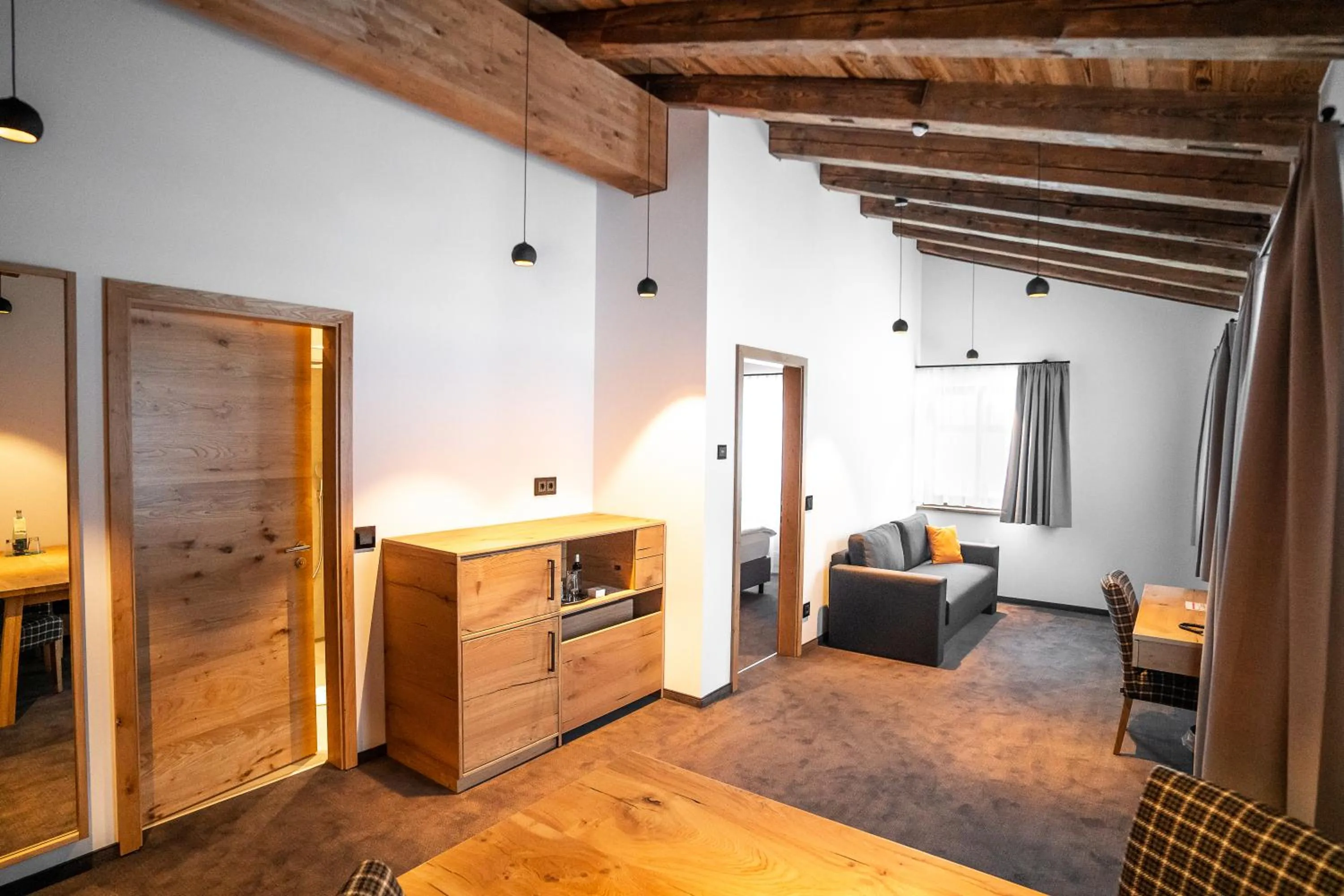 Living room, Bed in Hotel Tannenhaus